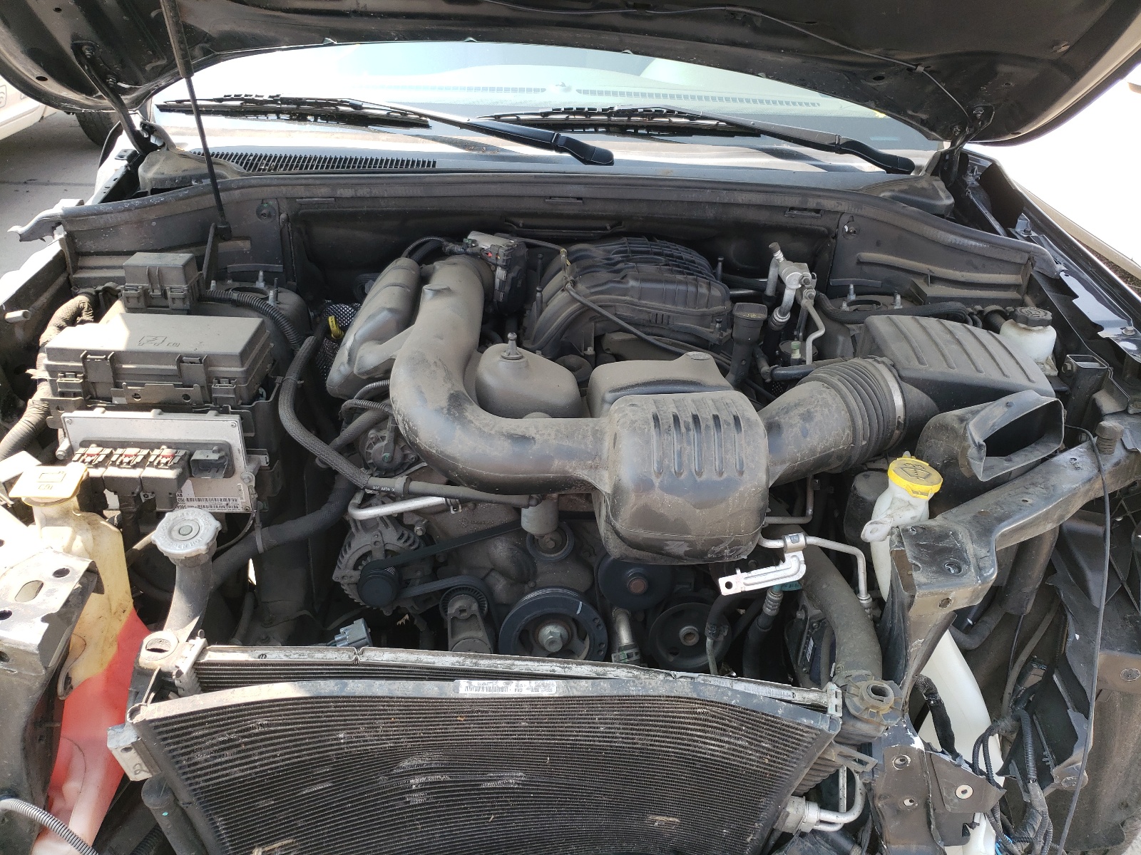Photo 7 from auction – 2011 JEEP GRAND CHER with VIN 1J4RR4GG0BC576626