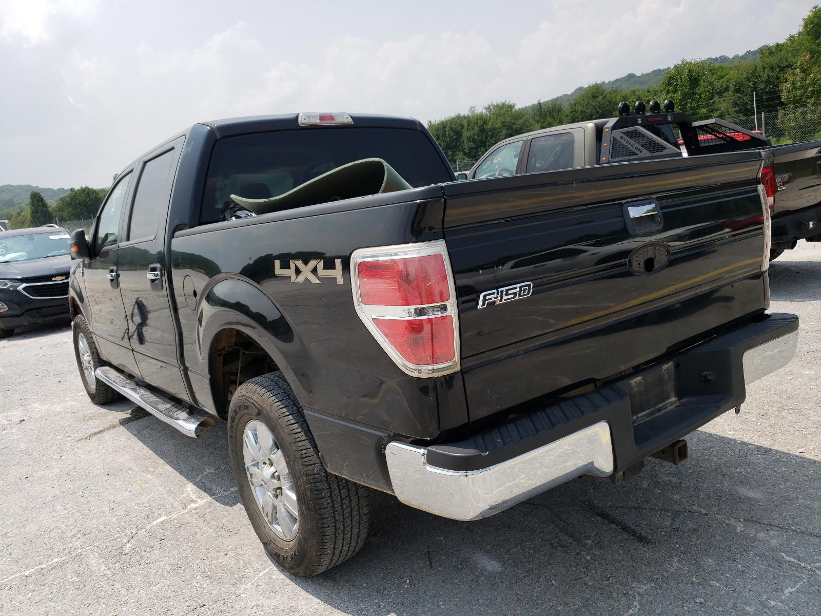 Photo 3 from auction – 2011 FORD F150 SUPER with VIN 1FTFW1EF4BFD28646