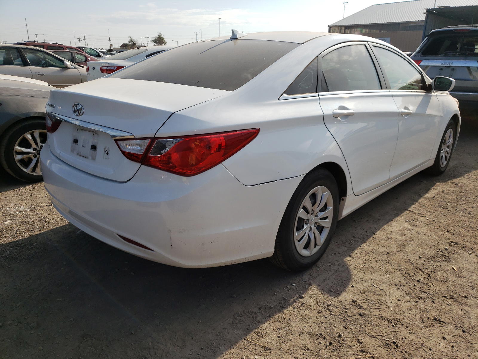 Photo 4 from auction – 2012 HYUNDAI SONATA GLS with VIN 5NPEB4AC8CH377392
