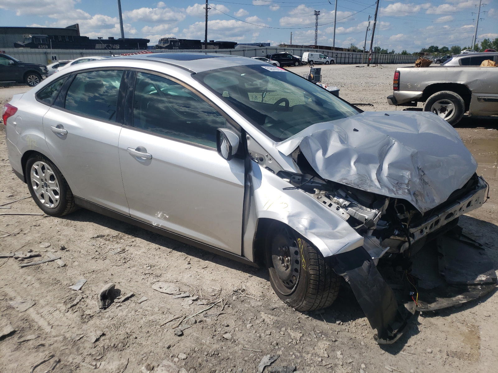 FORD FOCUS SE 2012 with VIN 1FAHP3F26CL328511 - Photo from auction
