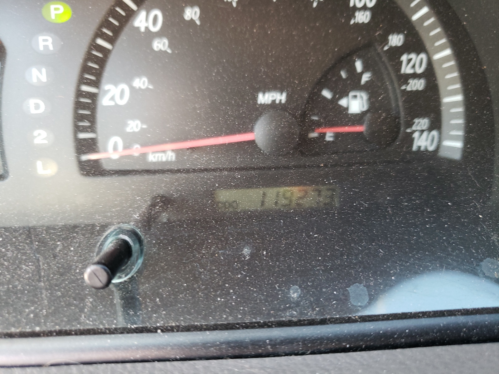 Photo 8 from auction – 2003 TOYOTA CAMRY LE with VIN 4T1BE32K13U697469