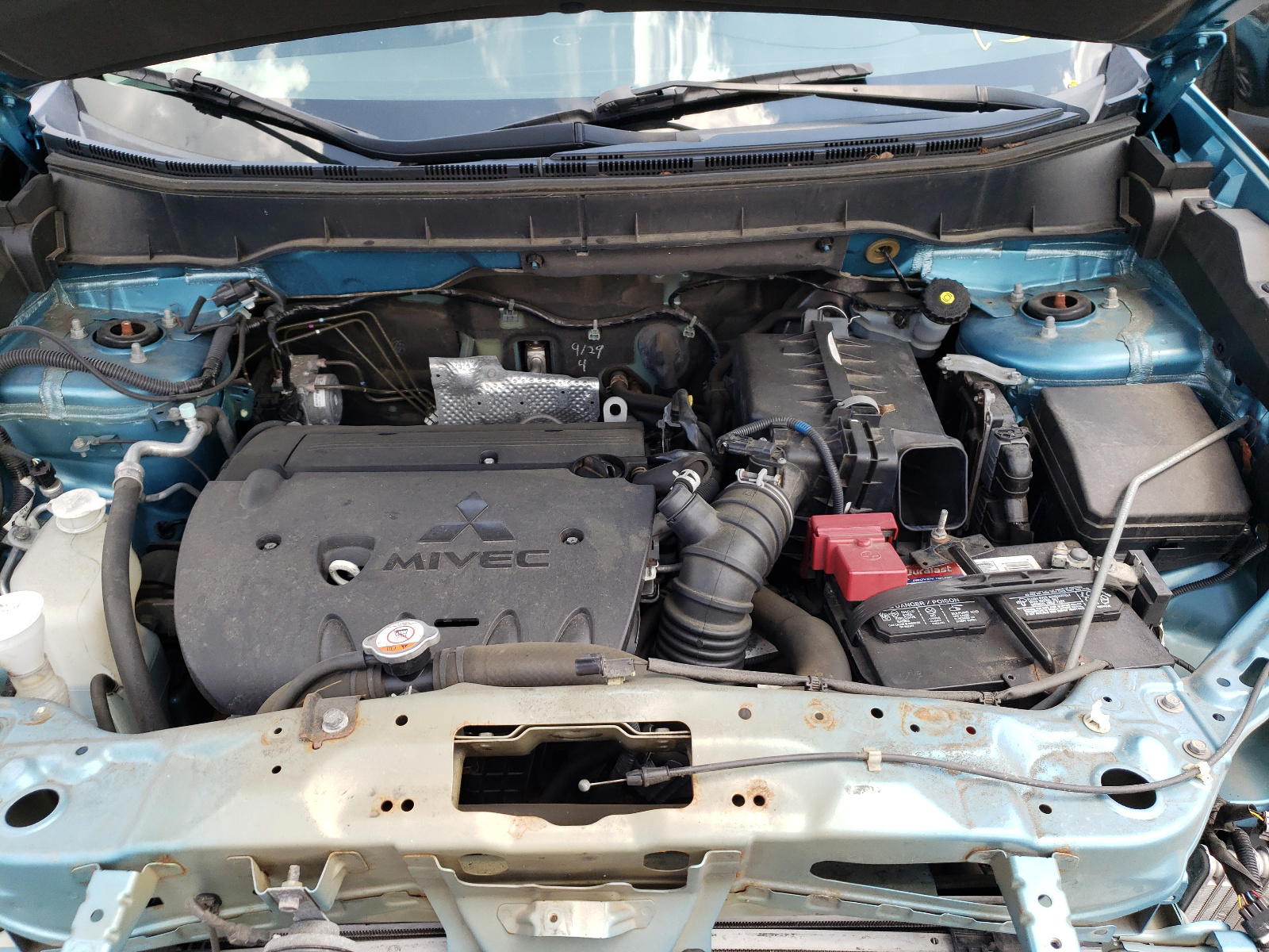 Photo 7 from auction – 2014 MITSUBISHI OUTLANDER with VIN 4A4AR4AU3EE011919