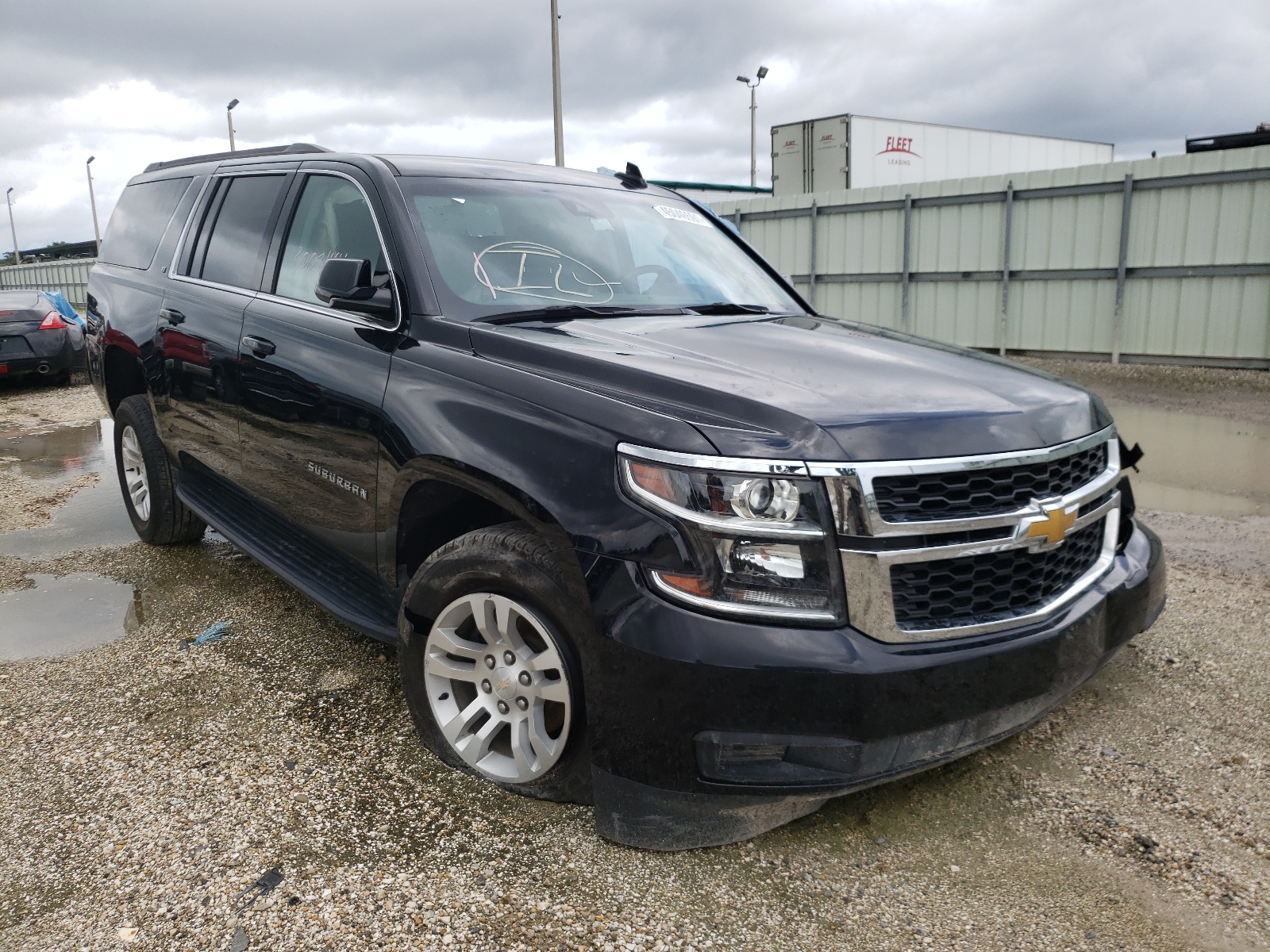 CHEVROLET SUBURBAN C 2019 with VIN 1GNSCHKC9KR389023 - Photo from auction
