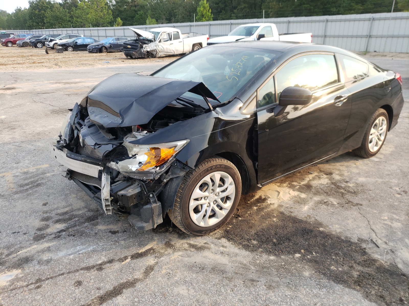 Photo 2 from auction – 2014 HONDA CIVIC LX with VIN 2HGFG3B59EH522341
