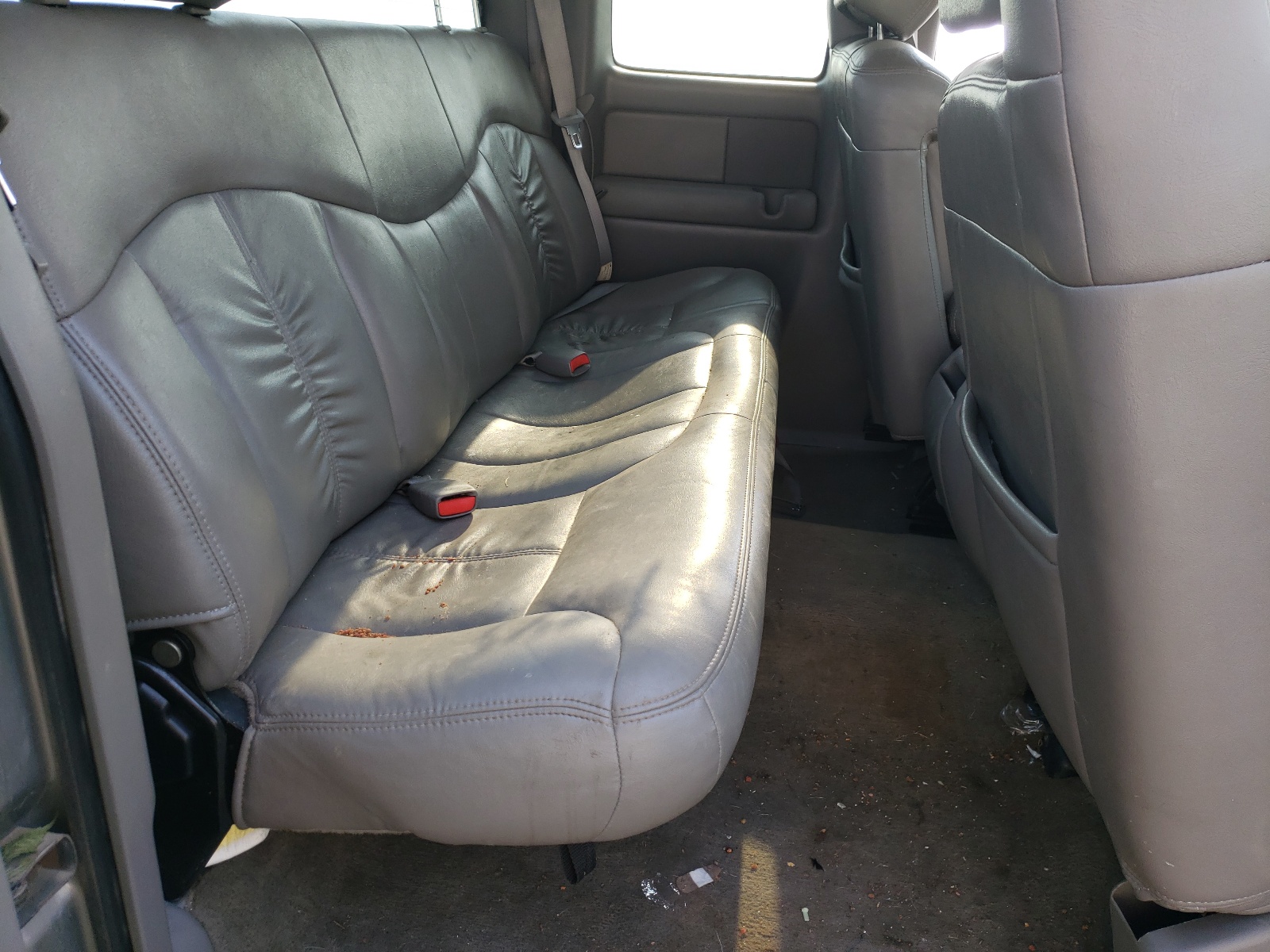 Zdjęcie 6 z aukcji – 2000 CHEVROLET SILVERADO z VIN 2GCEK19T0Y1158227