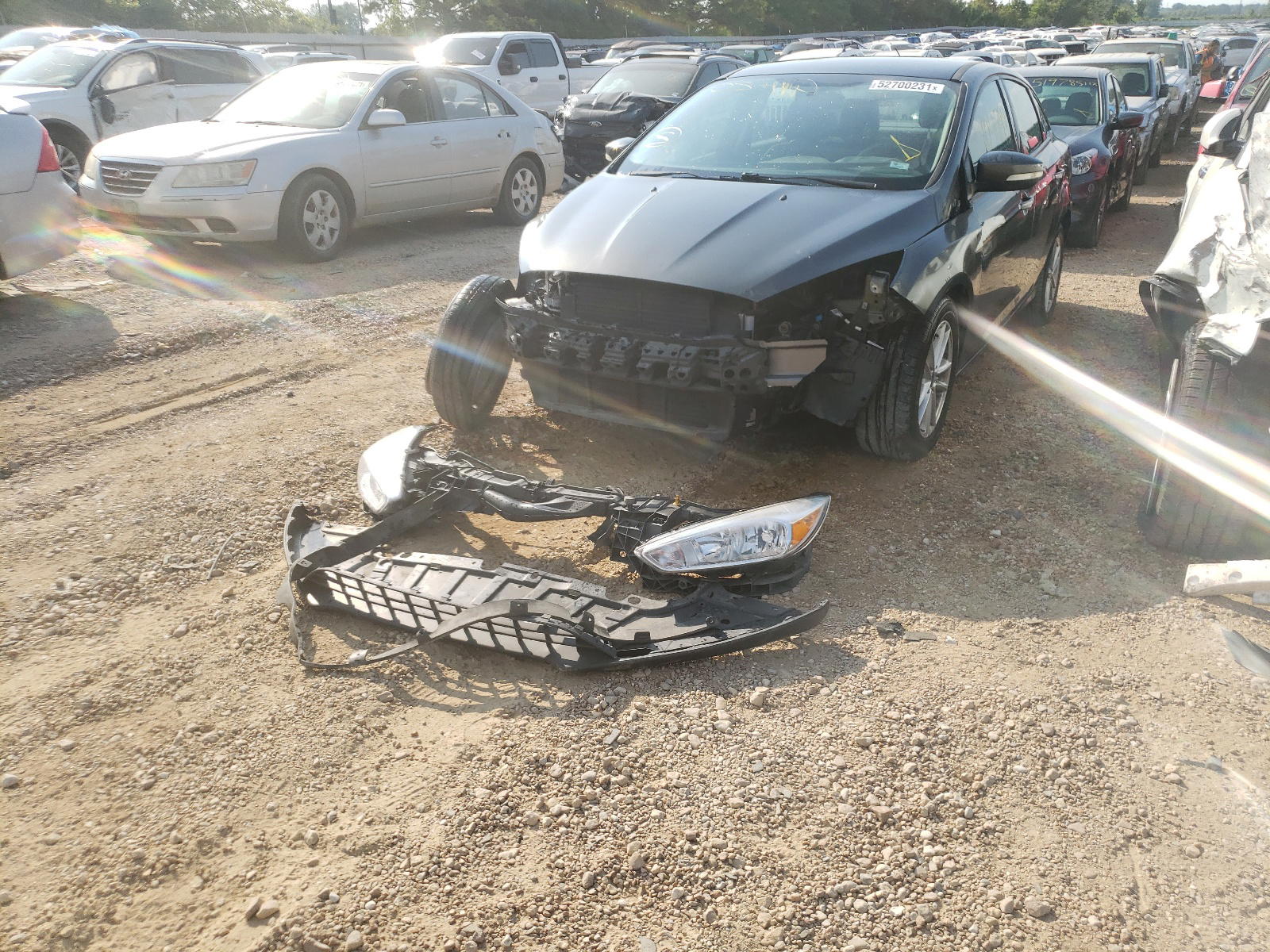 Photo 2 from auction – 2016 FORD FOCUS SE with VIN 1FADP3F29GL238144