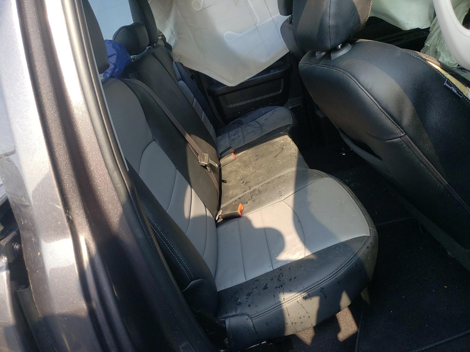 Photo 6 from auction – 2019 RAM 1500 CLASS with VIN 1C6RR6FG5KS733521