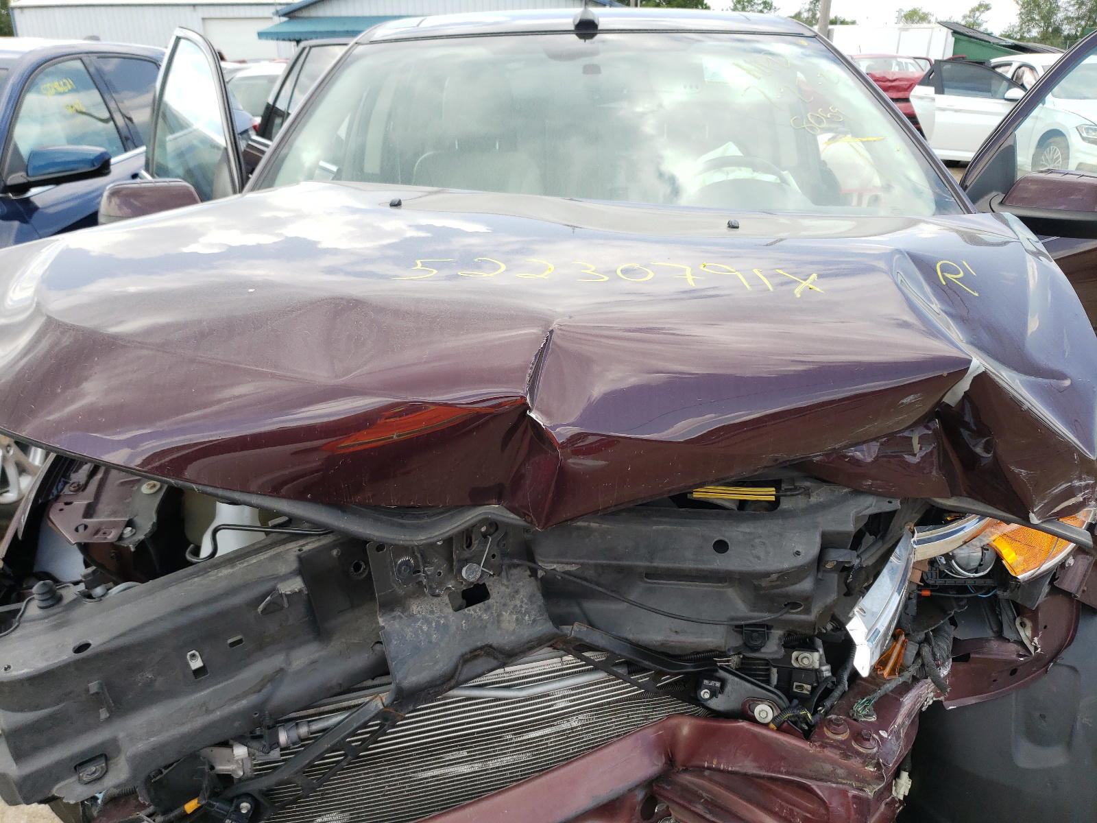 Photo 7 from auction – 2011 FORD EDGE LIMIT with VIN 2FMDK4KCXBBA88059