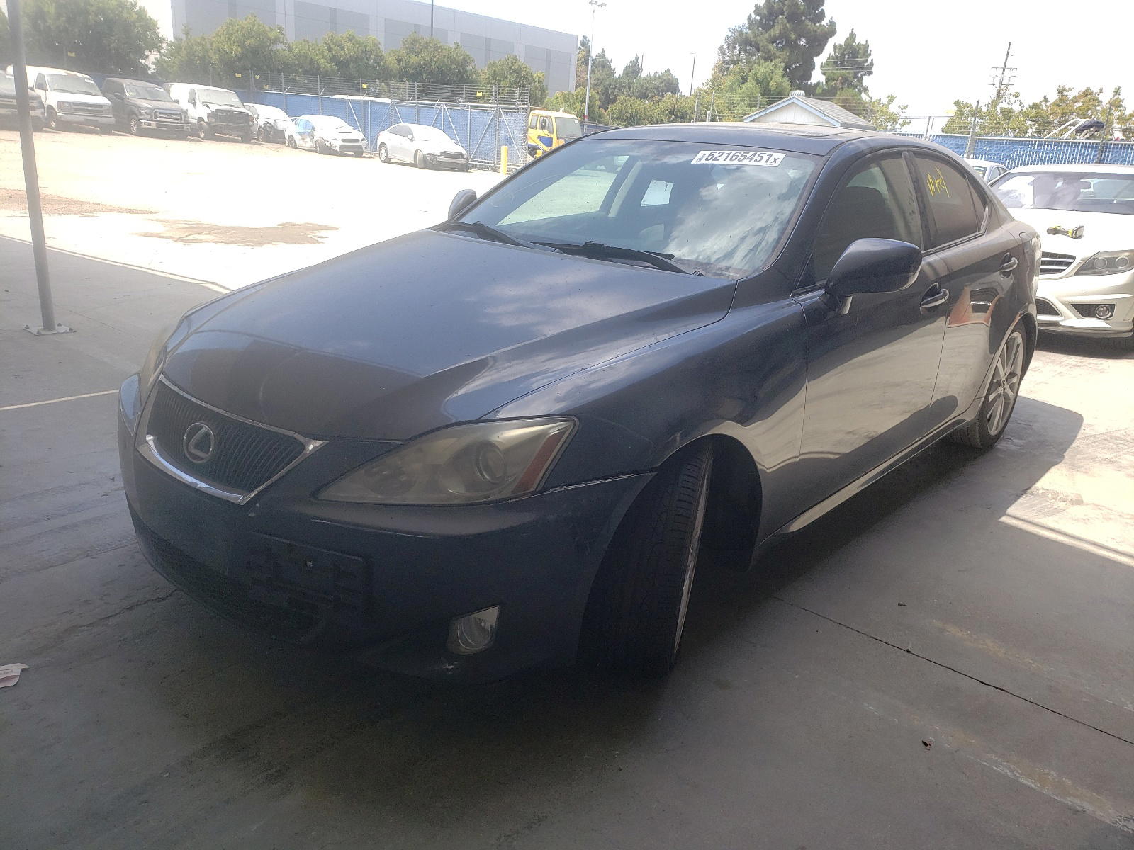 Photo 2 from auction – 2007 LEXUS IS 250 with VIN JTHBK262572025948