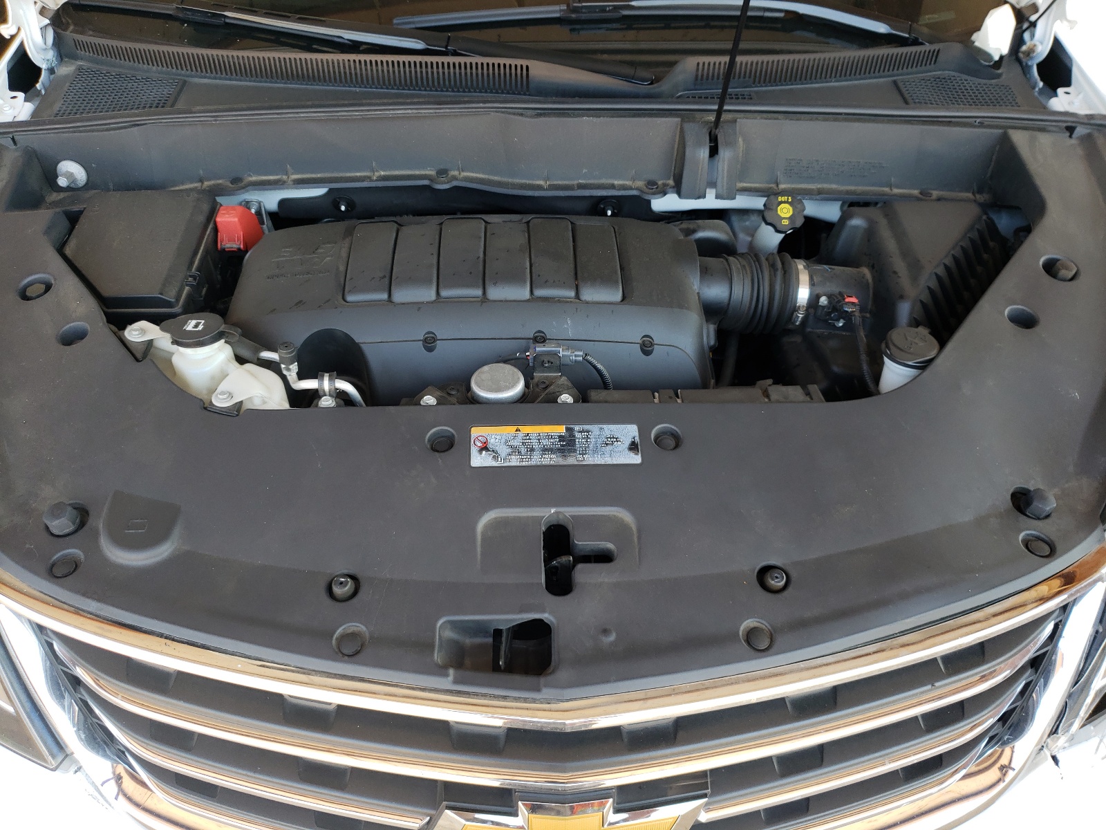 Photo 7 from auction – 2017 CHEVROLET TRAVERSE L with VIN 1GNKRGKD8HJ228817