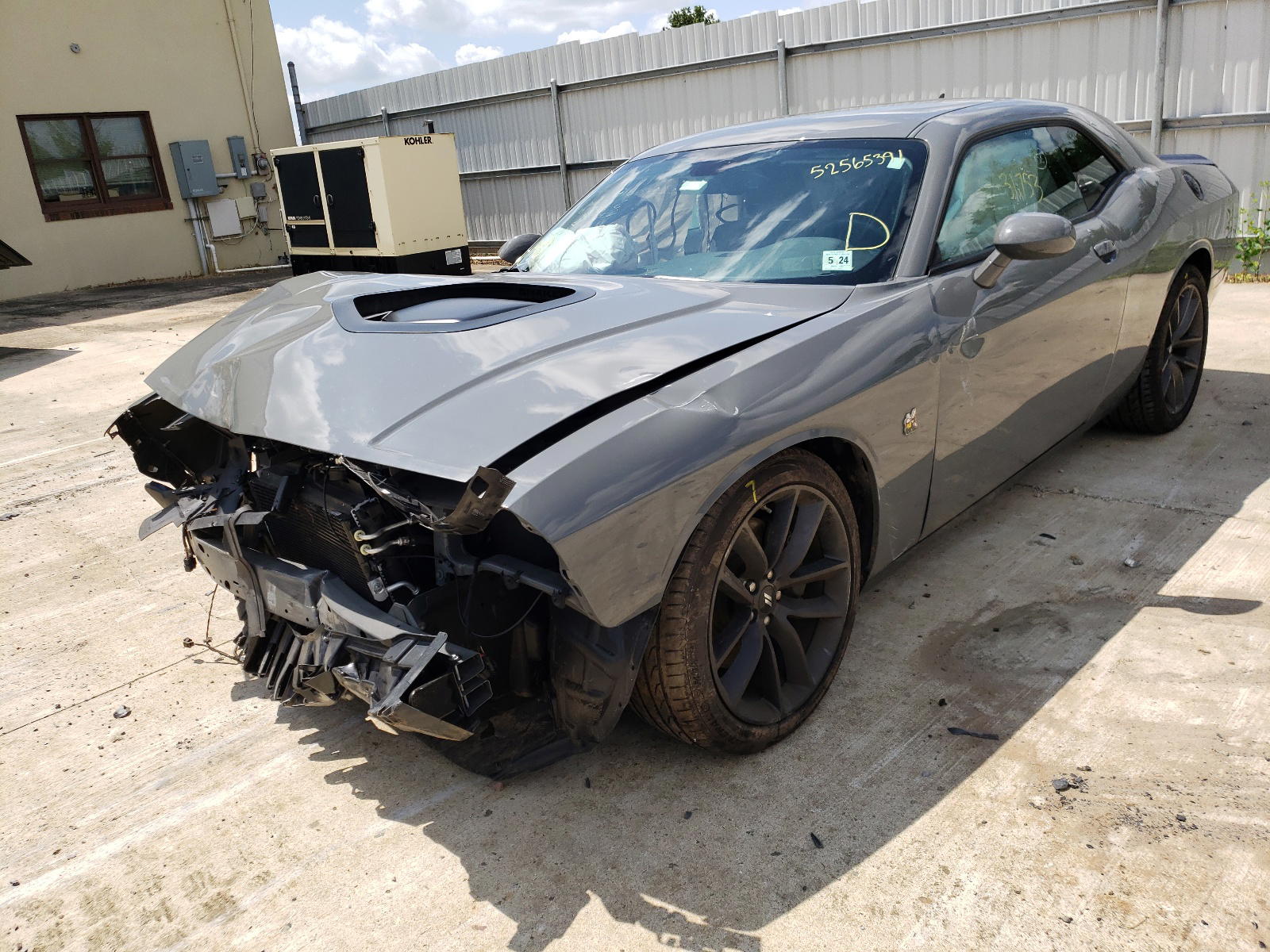Photo 2 from auction – 2019 DODGE CHALLENGER with VIN 2C3CDZFJ2KH541401