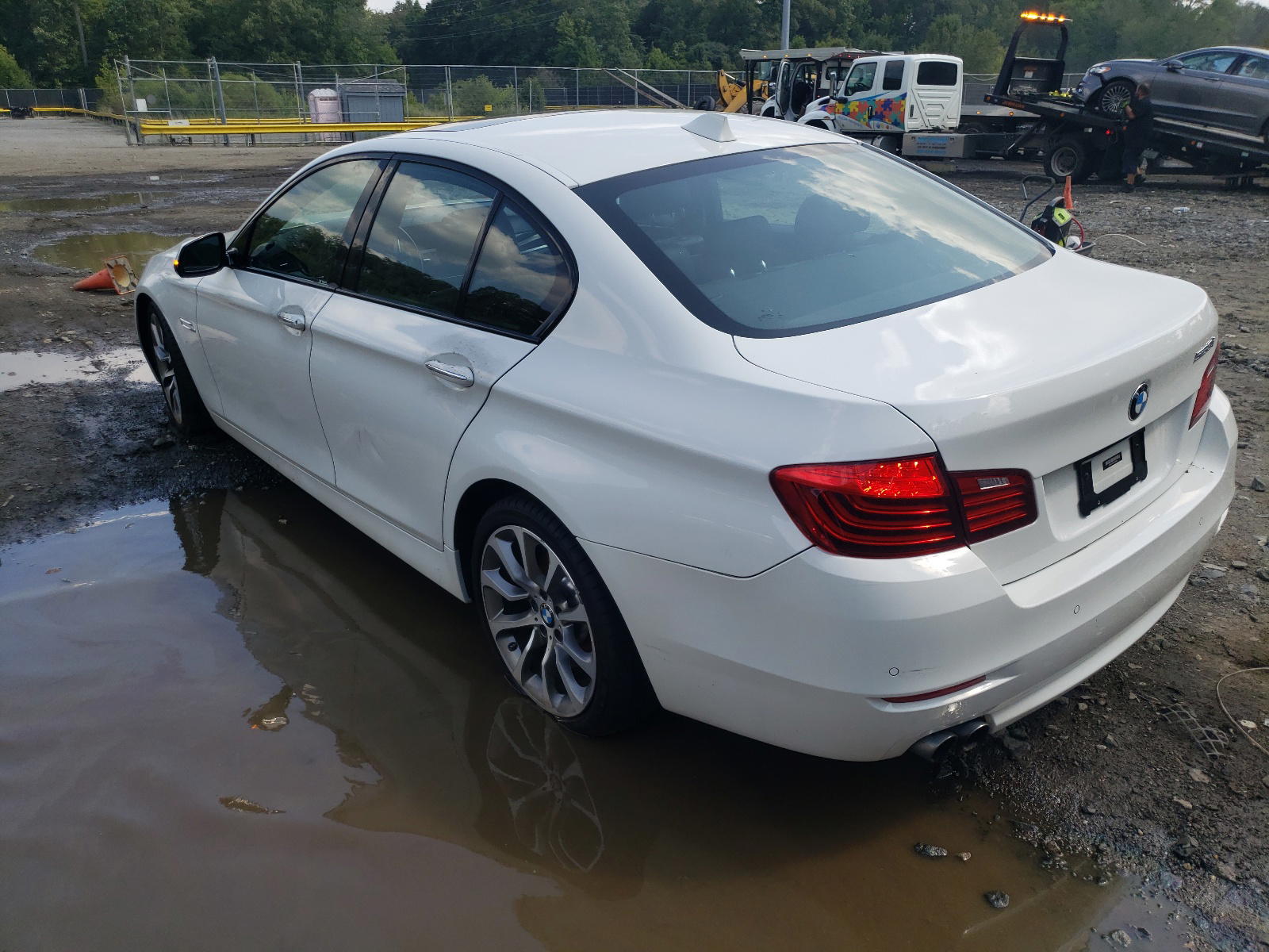 Photo 3 from auction – 2016 BMW 528 XI with VIN WBA5A7C54GG148590