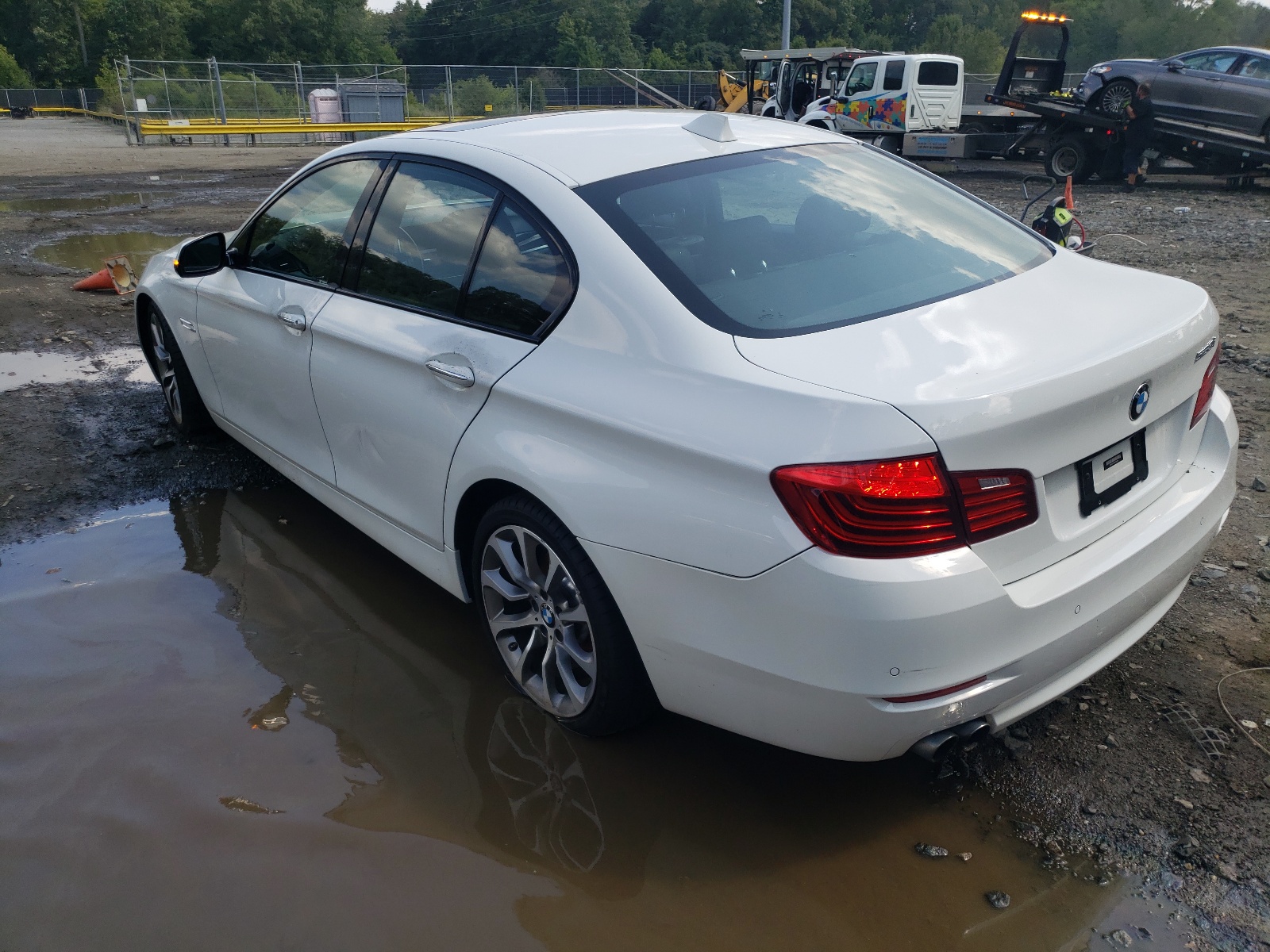 صورة رقم 3 من المزاد - 2016 BMW 528 XI مع VIN WBA5A7C54GG148590