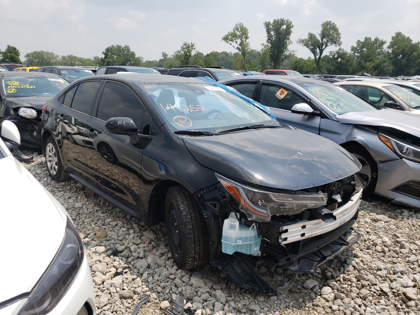 Photo 1 from auction – 2021 TOYOTA COROLLA LE with VIN JTDEPMAE2MJ141252
