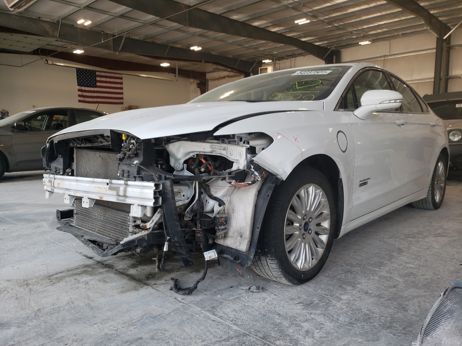Photo 2 from auction – 2014 FORD FUSION SE with VIN 3FA6P0PU0ER299520