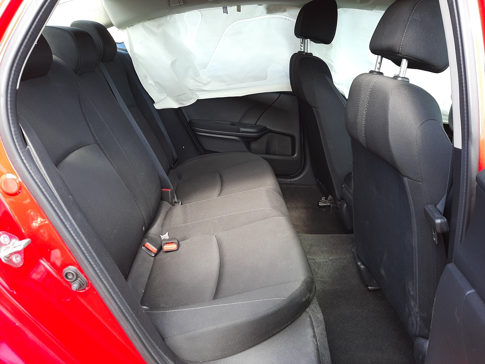 Photo 6 from auction – 2016 HONDA CIVIC LX with VIN 2HGFC2F52GH541770