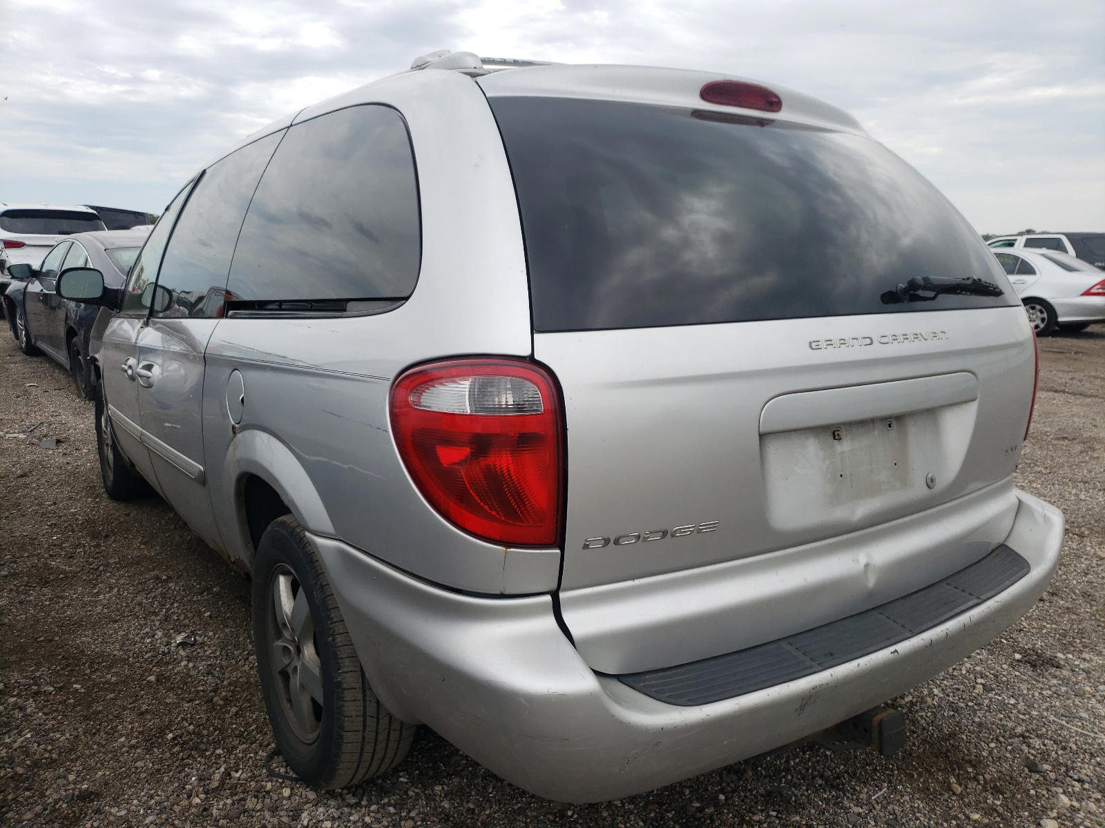 Photo 3 from auction – 2004 DODGE GRAND CARA with VIN 2D4GP44L44R533621