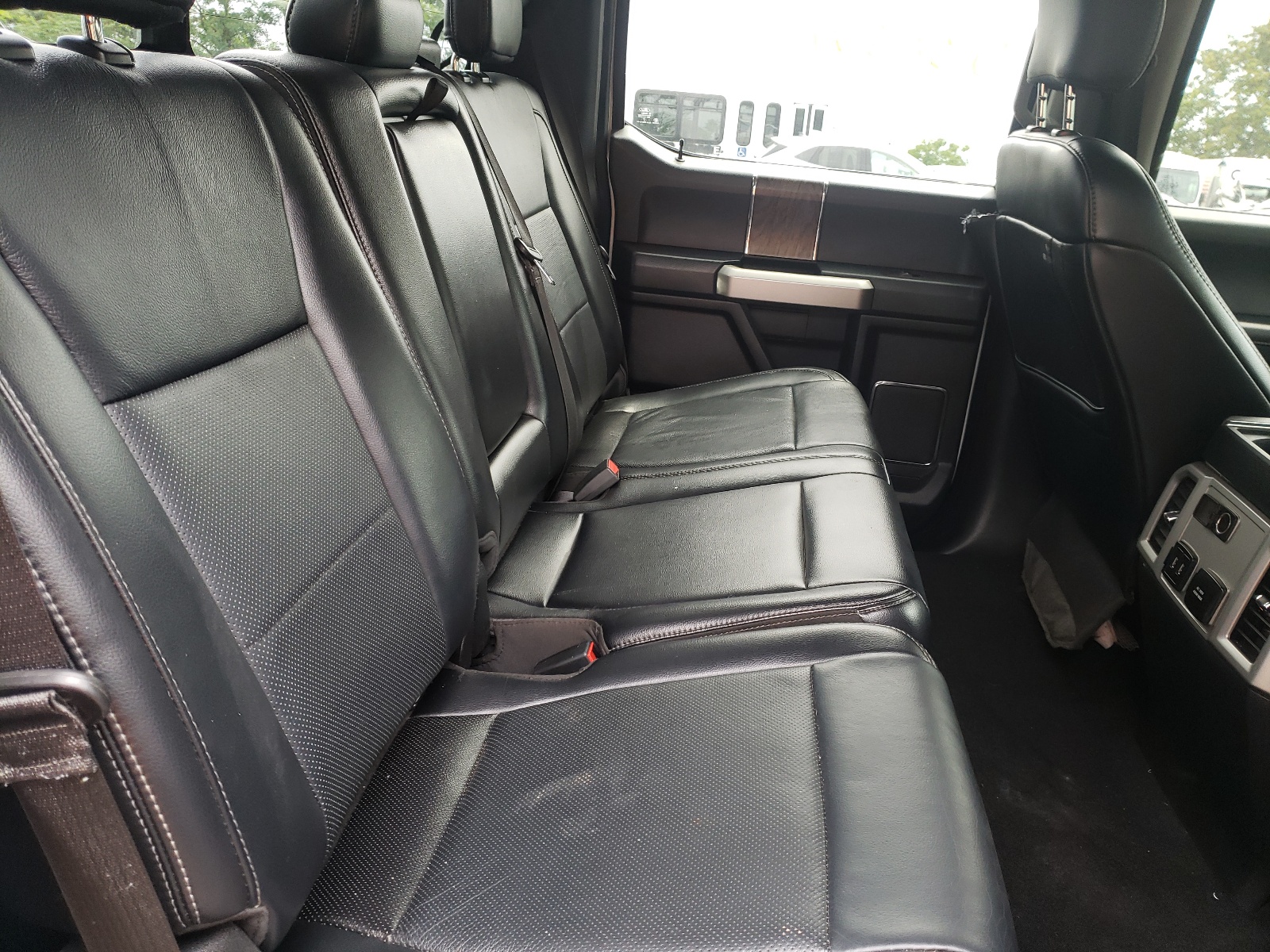 Photo 6 from auction – 2019 FORD F250 SUPER with VIN 1FT7W2BT9KEE17526