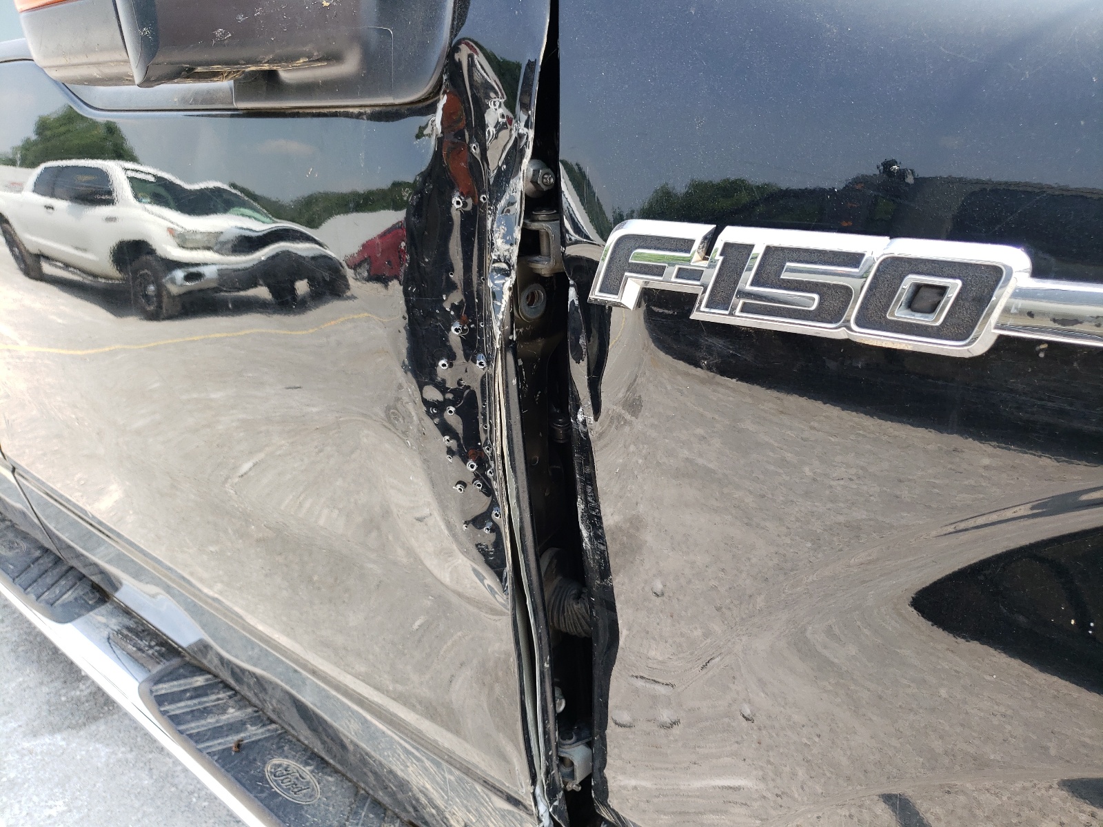 Фото 9 с аукциона – 2011 FORD F150 SUPER с VIN 1FTFW1EF4BFD28646