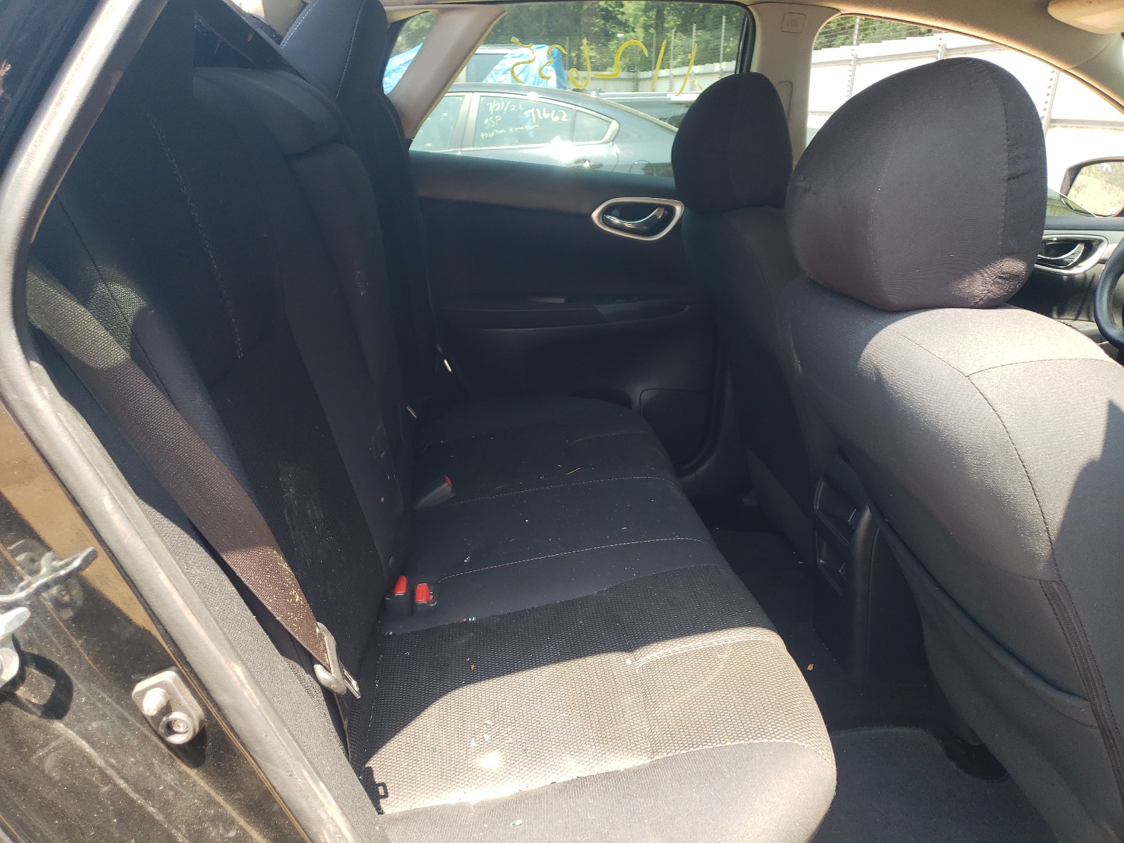 Photo 6 from auction – 2015 NISSAN SENTRA S with VIN 3N1AB7AP2FY356972