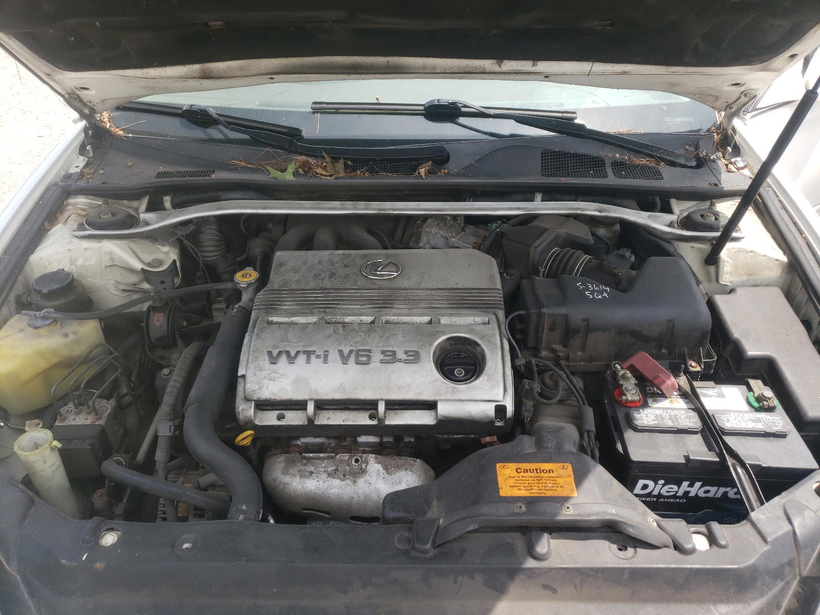 Photo 7 from auction – 2005 LEXUS ES 330 with VIN JTHBA30G355127788
