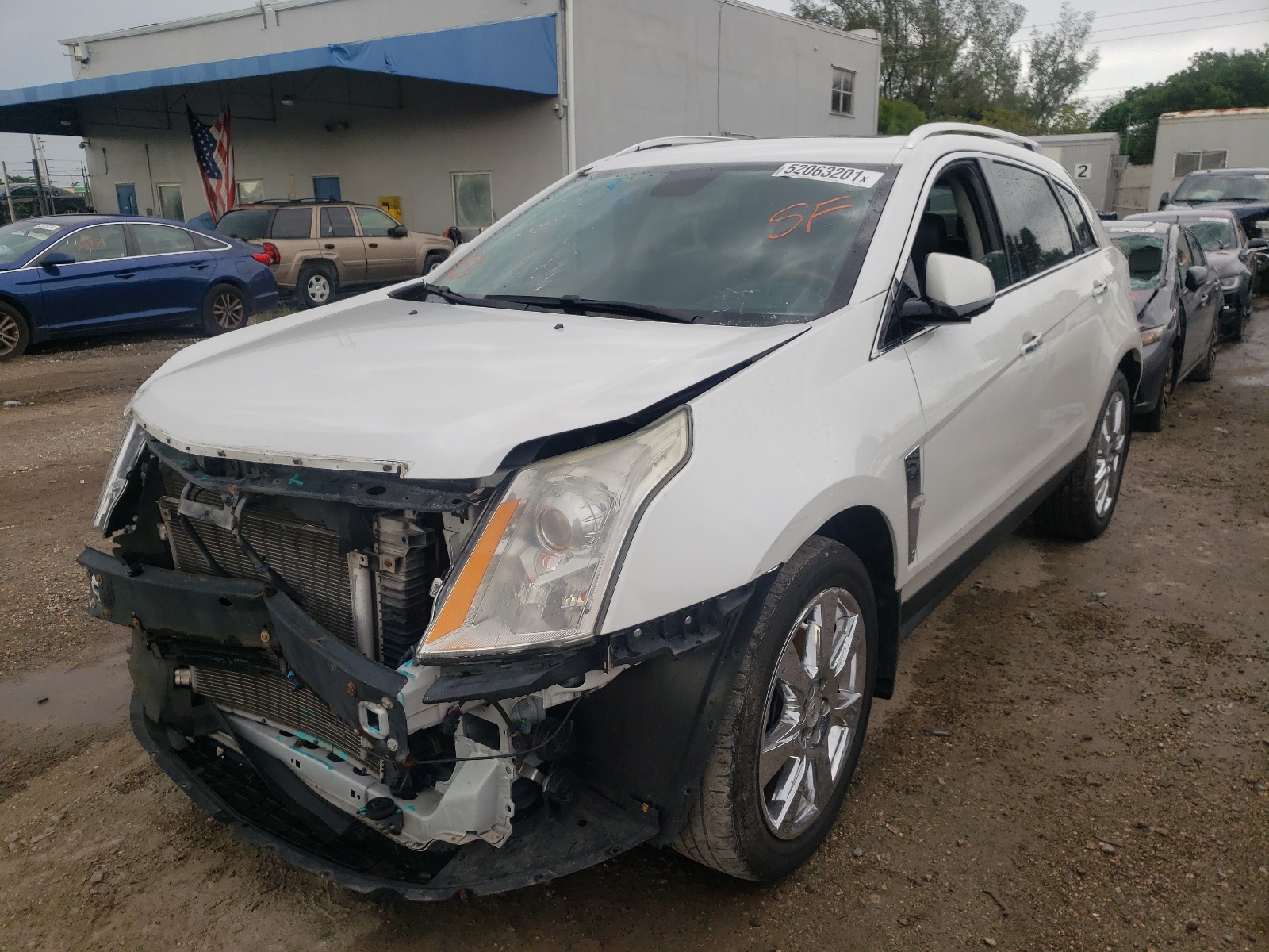 Photo 2 from auction – 2011 CADILLAC SRX PERFOR with VIN 3GYFNBEY4BS594264