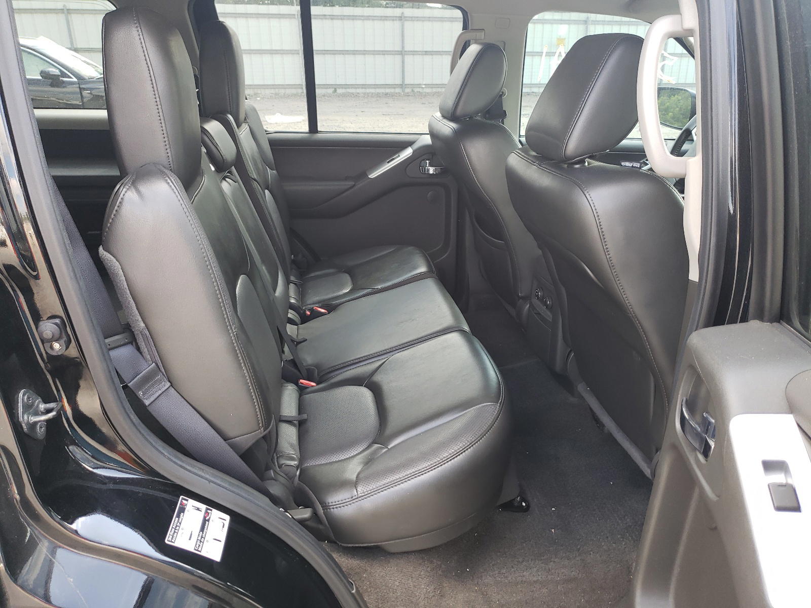 Photo 6 from auction – 2012 NISSAN PATHFINDER with VIN 5N1AR1NB0CC636751