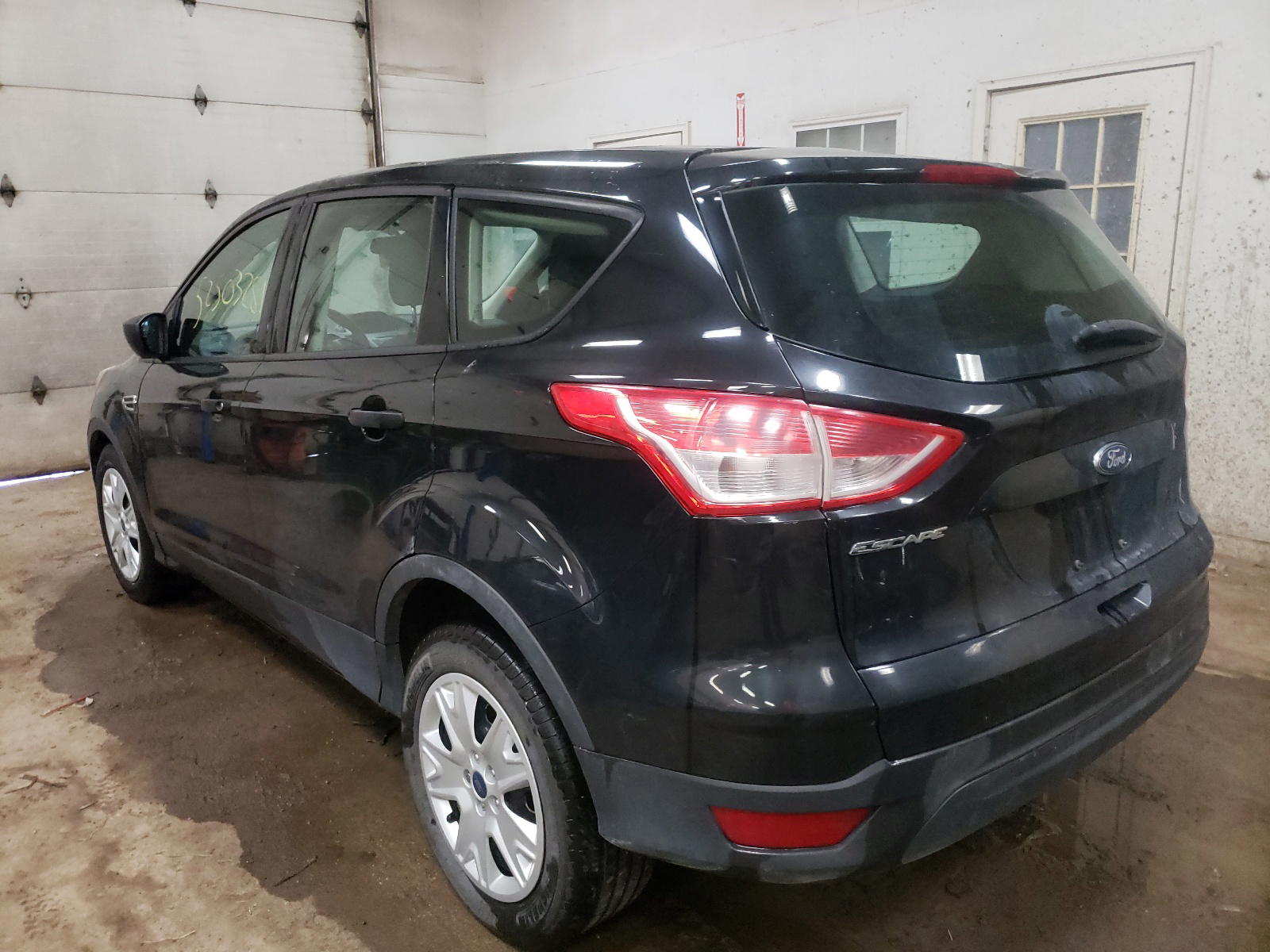 Photo 3 from auction – 2014 FORD ESCAPE S with VIN 1FMCU0F78EUB59351