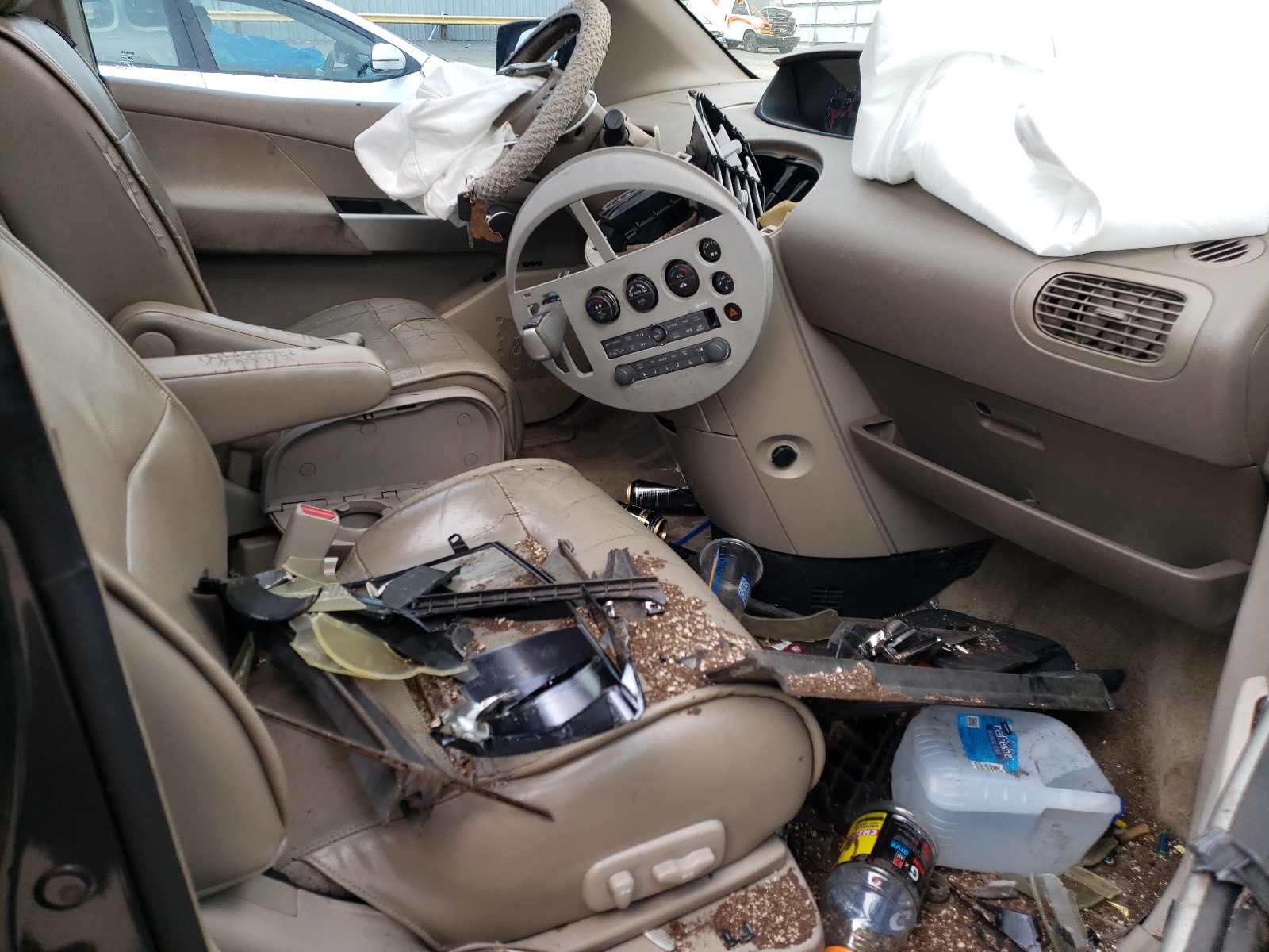 Photo 5 from auction – 2004 NISSAN QUEST S with VIN 5N1BV28U04N360905