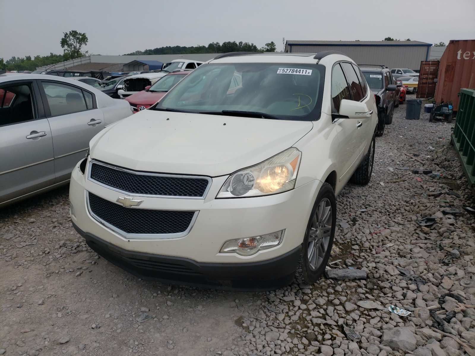 Photo 2 from auction – 2011 CHEVROLET TRAVERSE L with VIN 1GNKRGEDXBJ259117