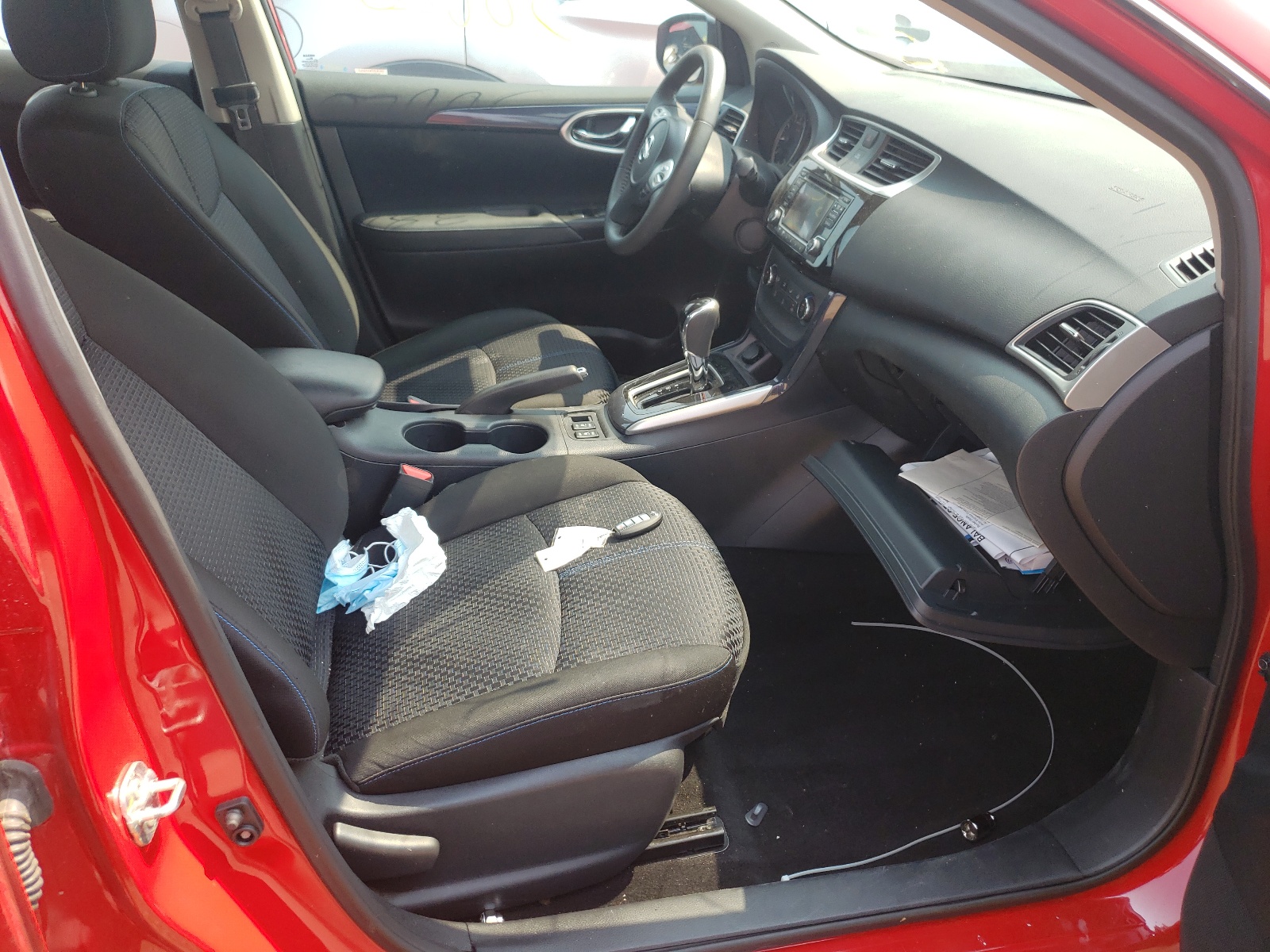 Photo 5 from auction – 2017 NISSAN SENTRA S with VIN 3N1AB7AP9HY336558