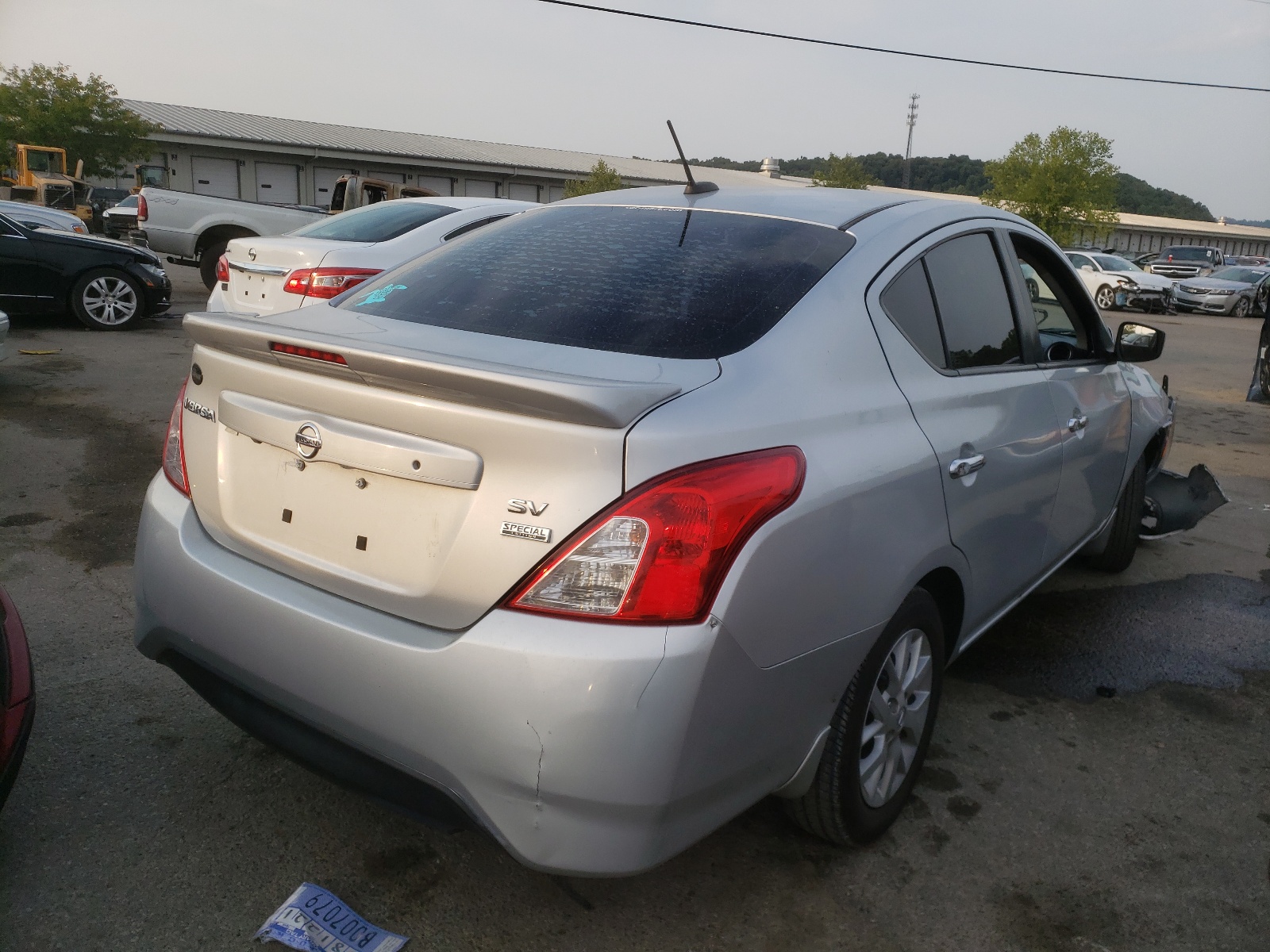 Photo 4 from auction – 2017 NISSAN VERSA S with VIN 3N1CN7AP9HL855977