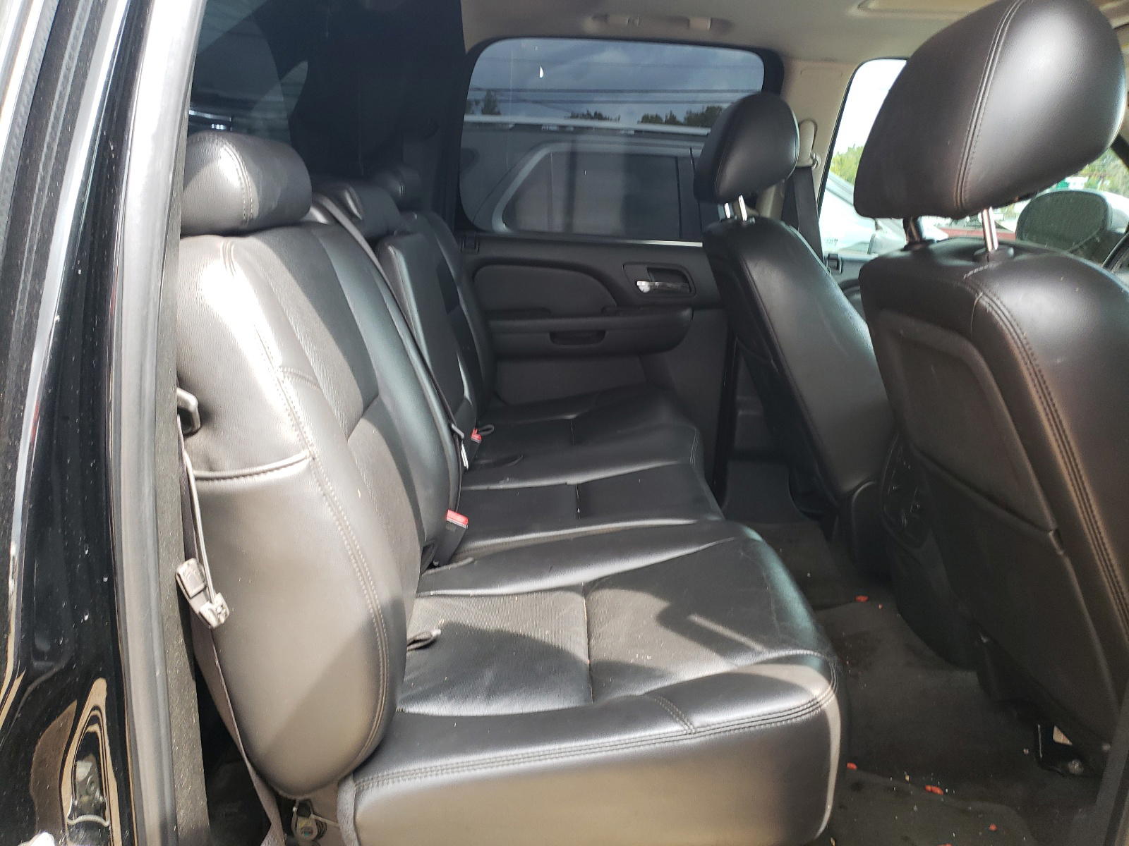 Photo 6 from auction – 2010 CHEVROLET AVALANCHE with VIN 3GNNCGE01AG240788