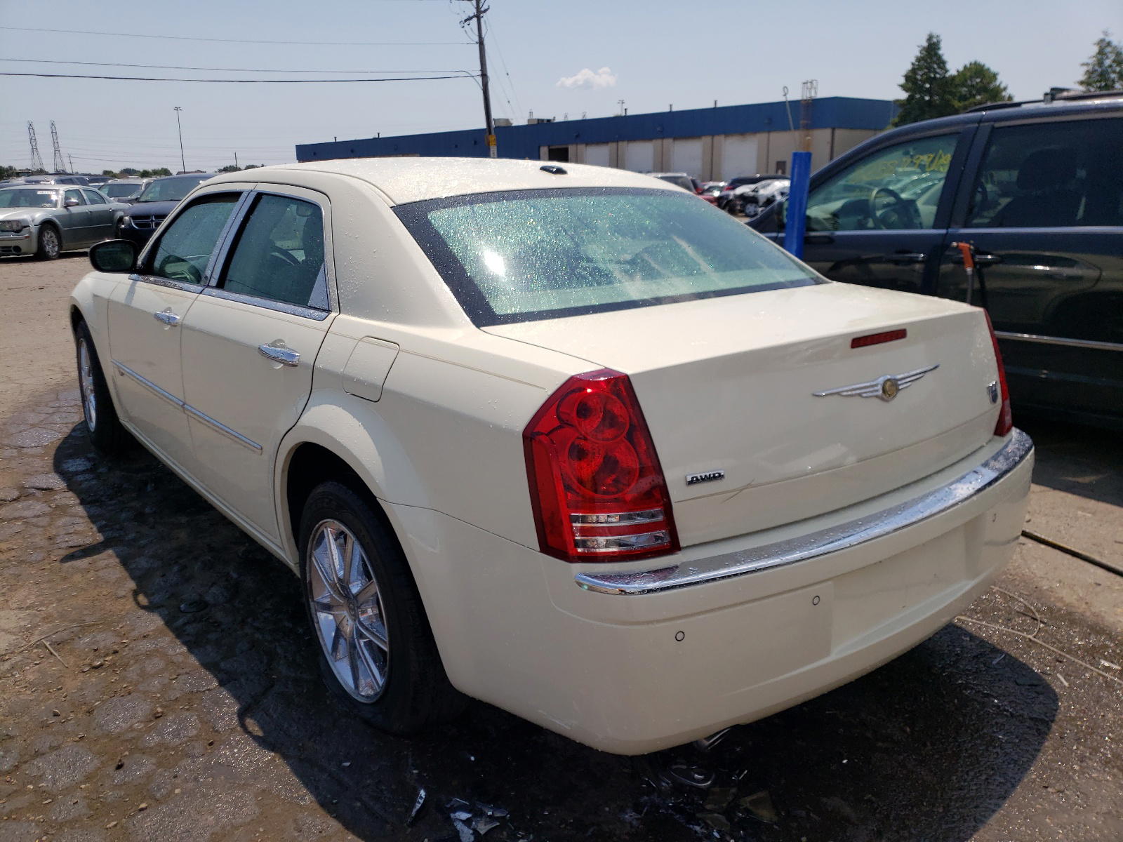 Photo 3 from auction – 2009 CHRYSLER 300C with VIN 2C3LK63T19H545394