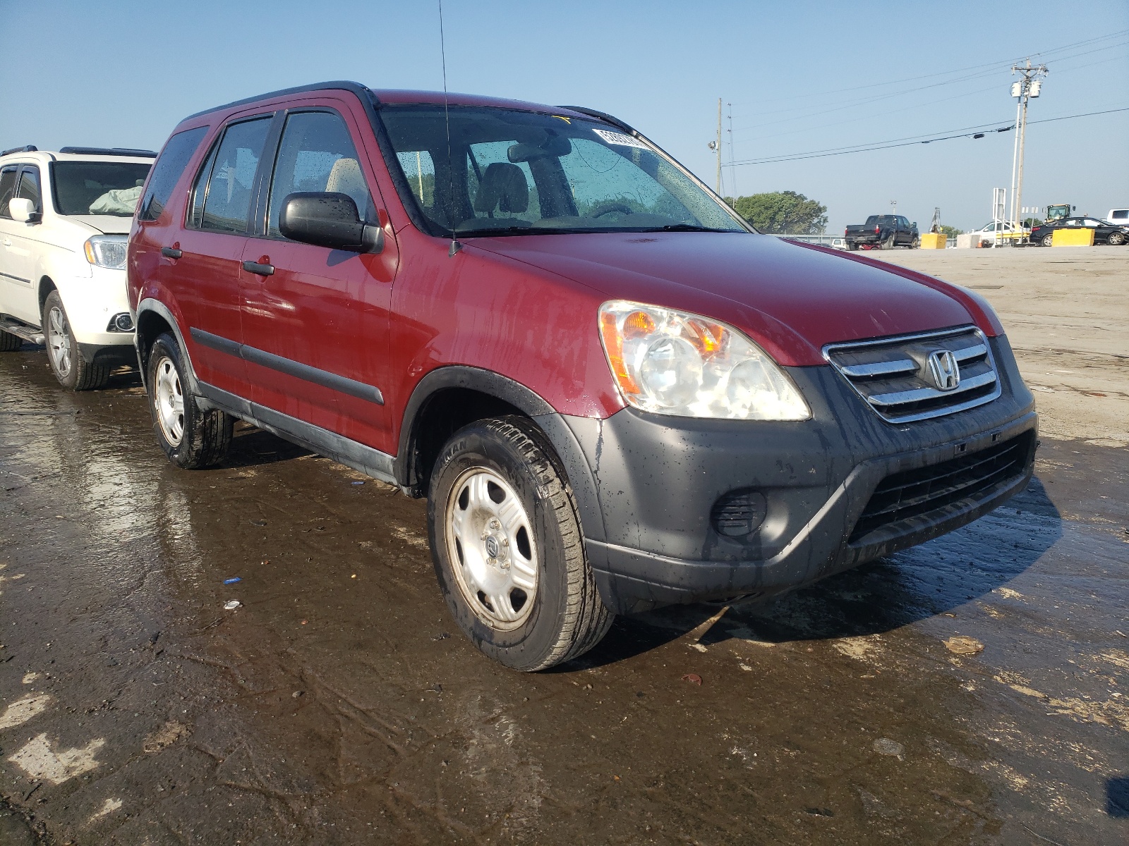 Photo 1 from auction – 2005 HONDA CR-V LX with VIN JHLRD685X5C020084