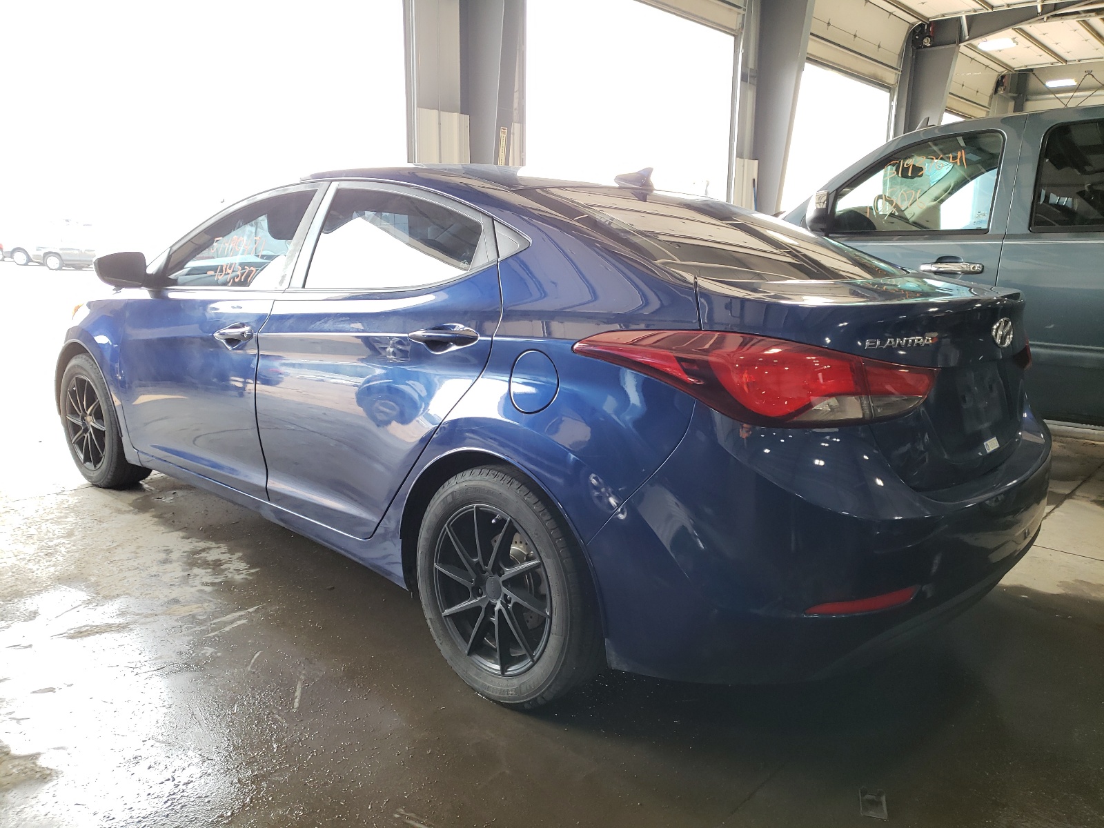 Photo 3 from auction – 2016 HYUNDAI ELANTRA SE with VIN 5NPDH4AE6GH718158