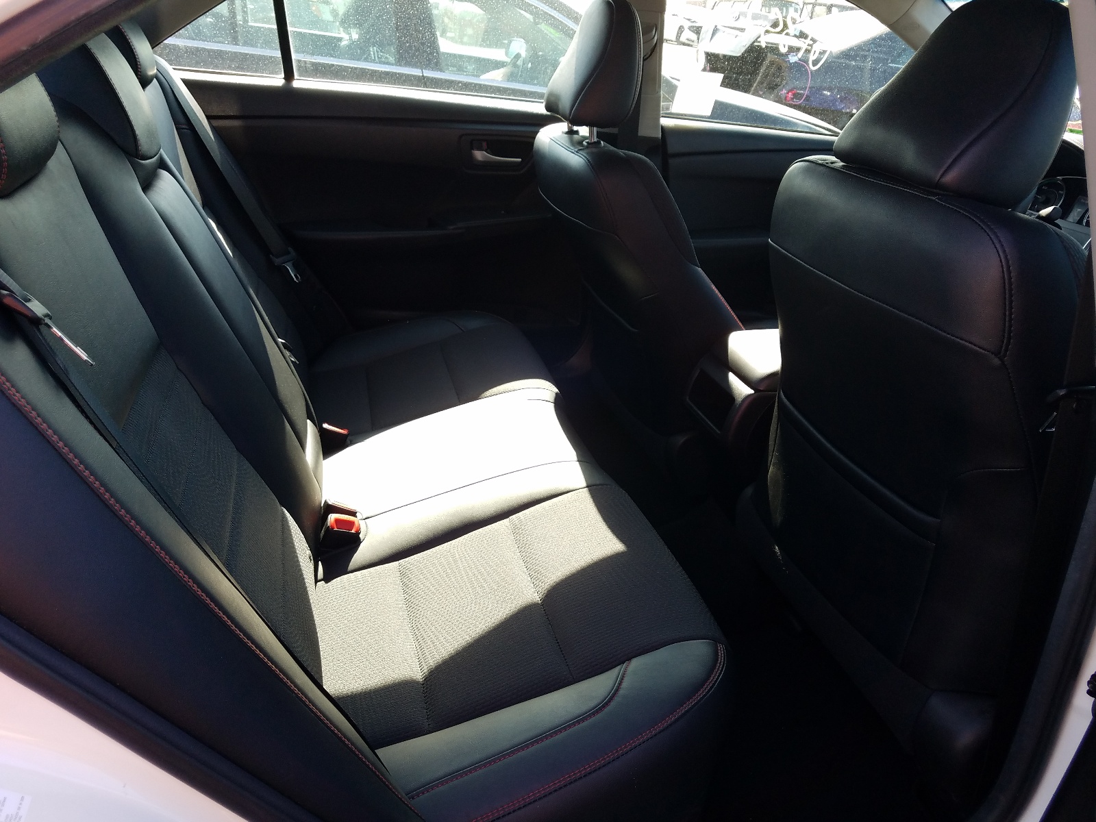 Photo 6 from auction – 2017 TOYOTA CAMRY with VIN 4T1BD1FK8HU228372