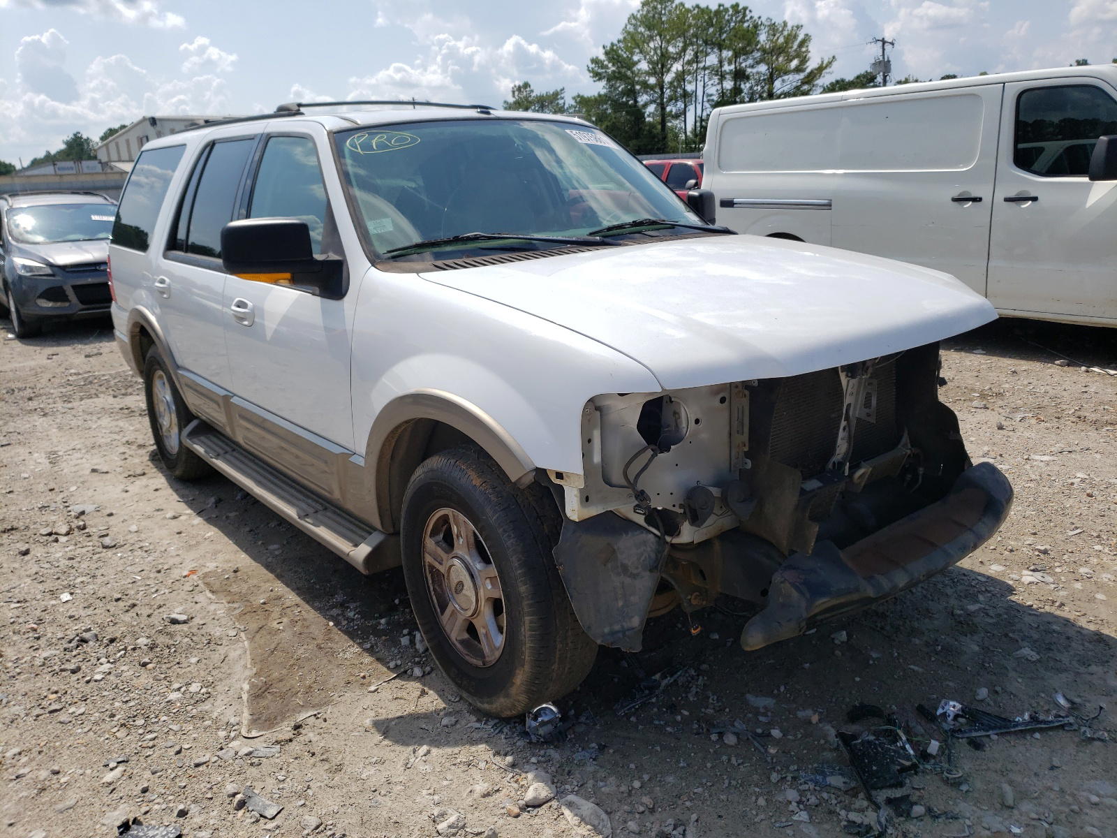 FORD EXPEDITION 2004 with VIN 1FMPU17L84LA12079 - Photo from auction