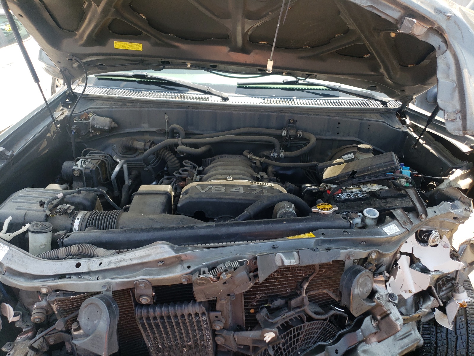 Photo 7 from auction – 2005 TOYOTA SEQUOIA SR with VIN 5TDZT34A85S259276