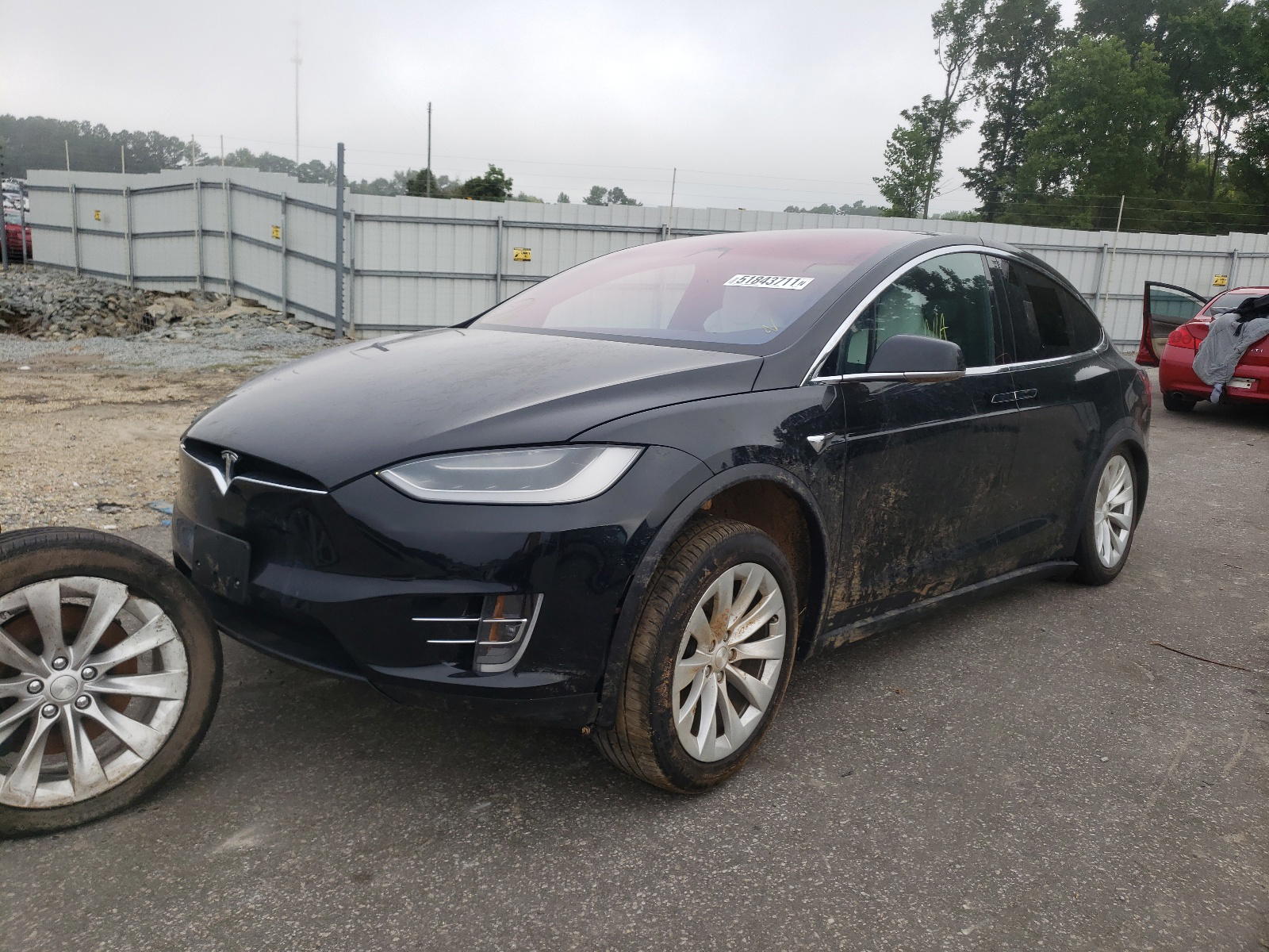 Photo 2 from auction – 2017 TESLA MODEL X with VIN 5YJXCDE2XHF053924