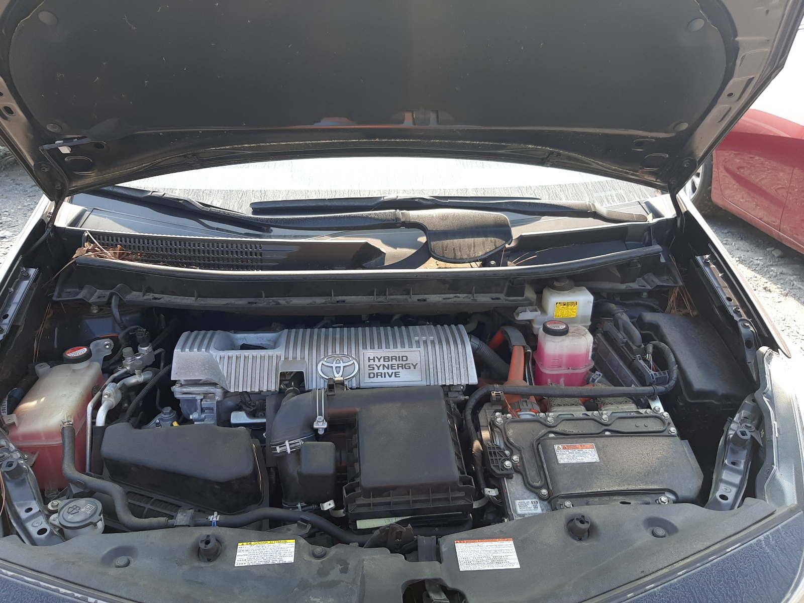 Photo 7 from auction – 2016 TOYOTA PRIUS V with VIN JTDZN3EU4GJ043119