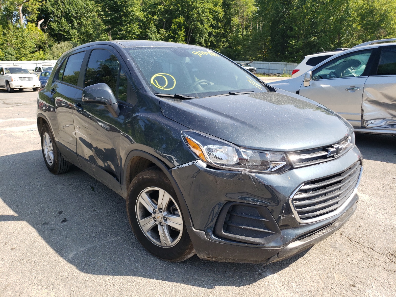 CHEVROLET TRAX LS 2021 with VIN KL7CJKSB1MB315837 - Photo from auction