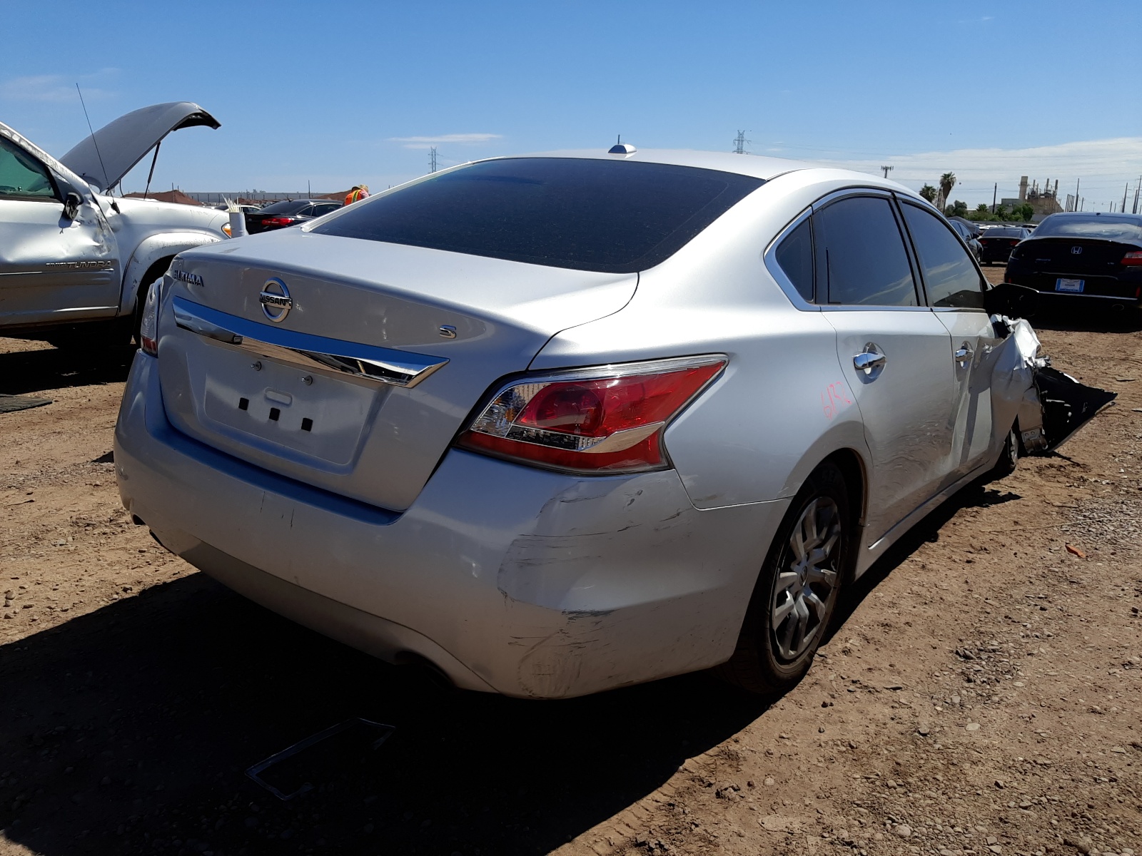 Photo 4 from auction – 2015 NISSAN ALTIMA 2.5 with VIN 1N4AL3AP7FN898204
