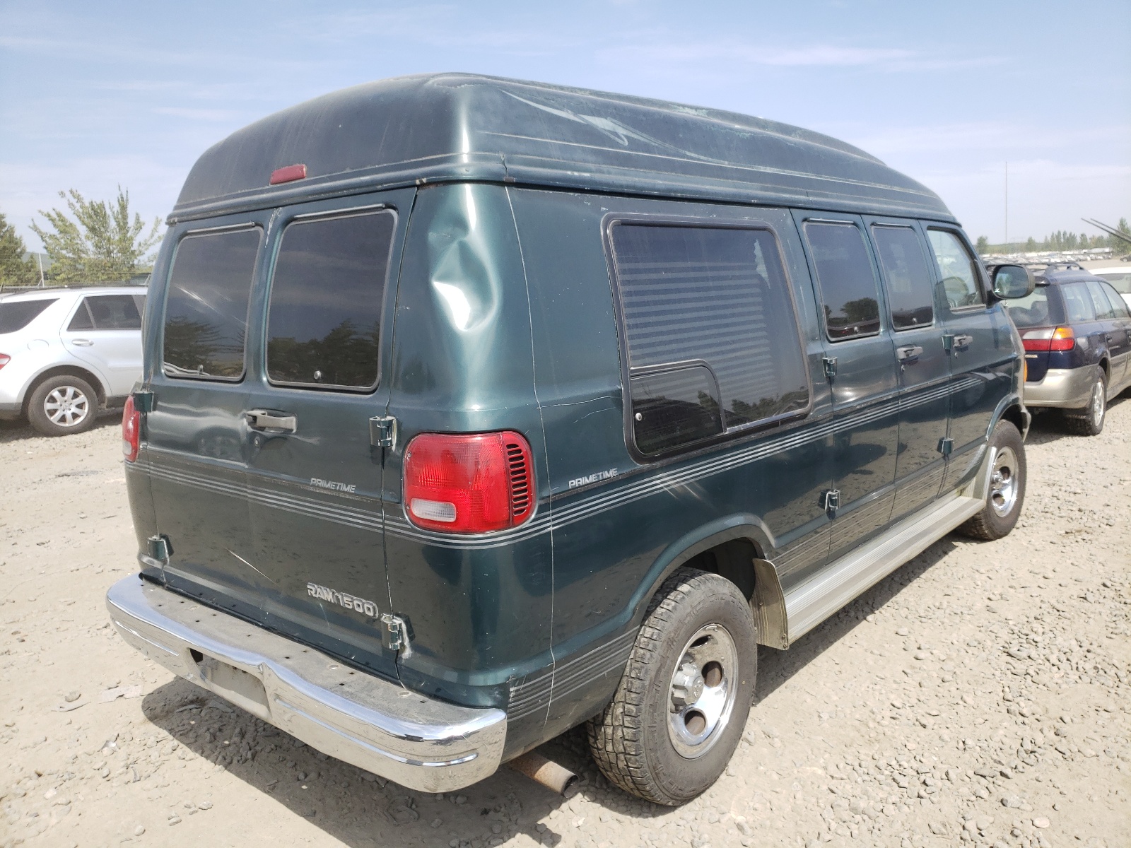 Photo 4 from auction – 1999 DODGE RAM VAN B1 with VIN 2B6HB11Y4XK584083