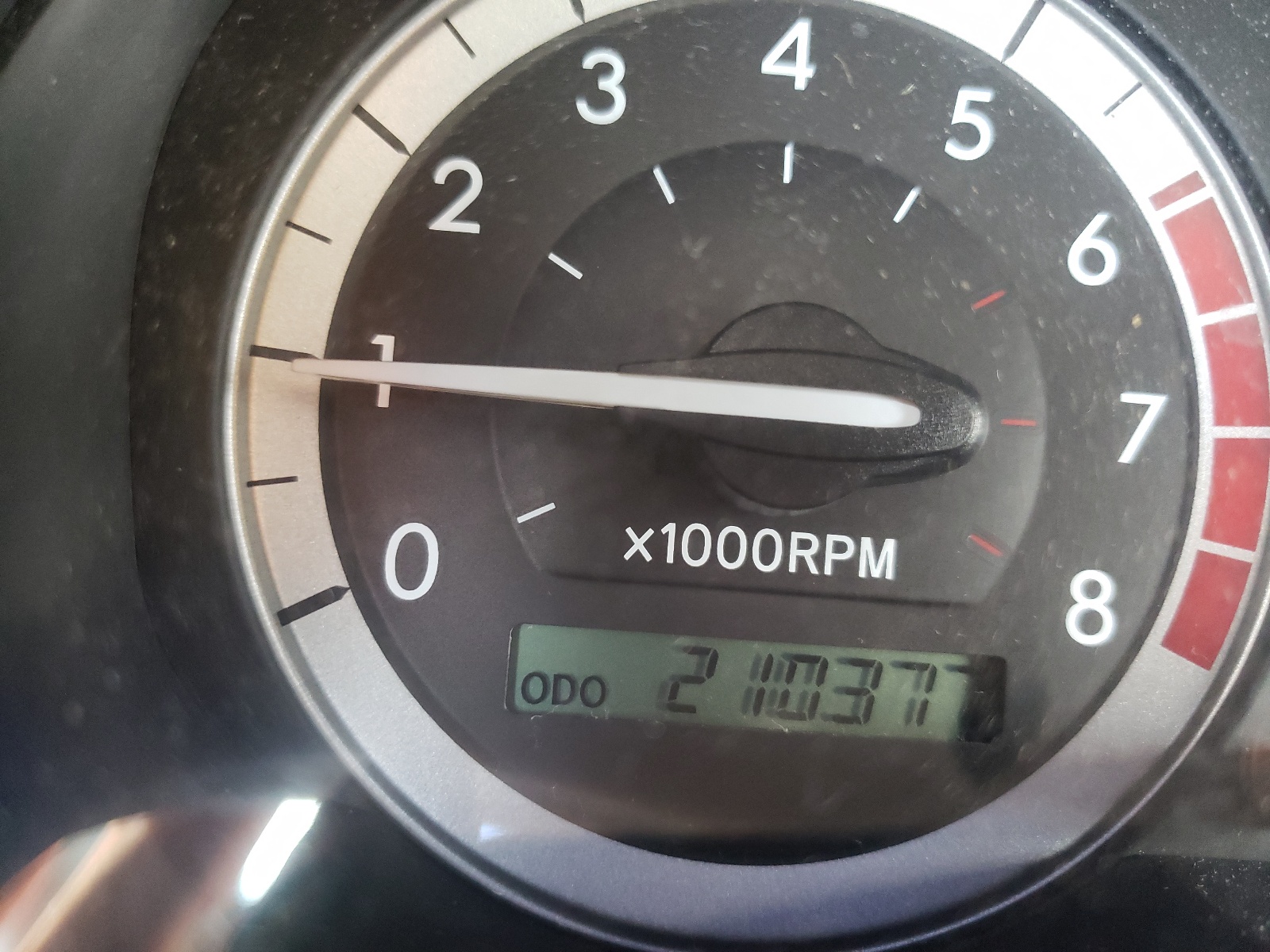 Photo 8 from auction – 2004 TOYOTA SIENNA CE with VIN 5TDZA23C14S108510