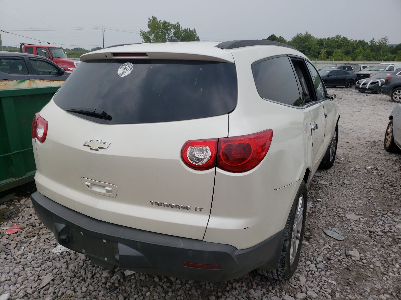 Photo 4 from auction – 2011 CHEVROLET TRAVERSE L with VIN 1GNKRGEDXBJ259117