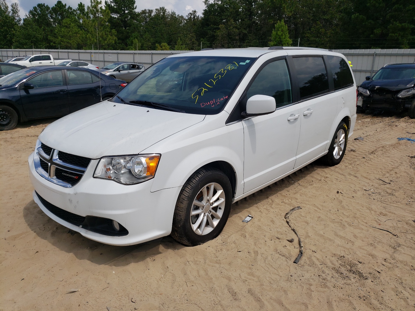 Photo 2 from auction – 2018 DODGE GRAND CARA with VIN 2C4RDGCG0JR238810