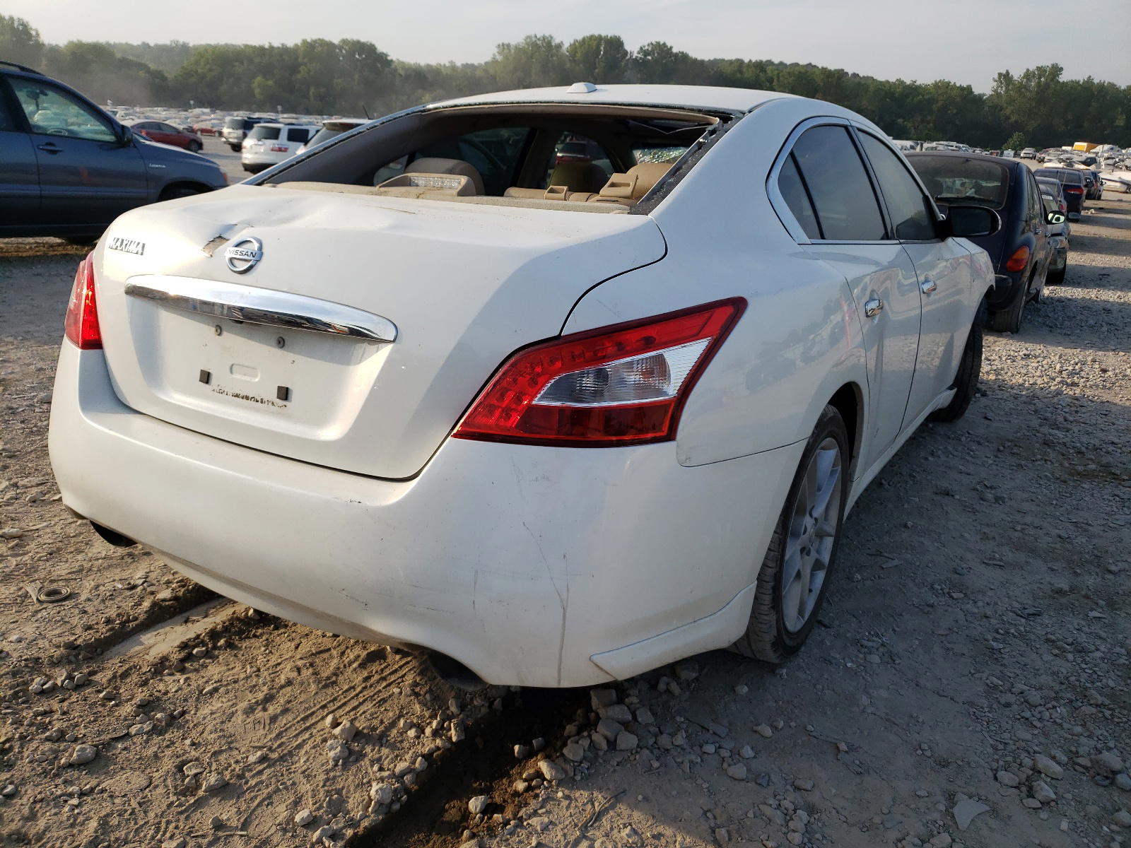 Photo 4 from auction – 2010 NISSAN MAXIMA S with VIN 1N4AA5AP6AC872229