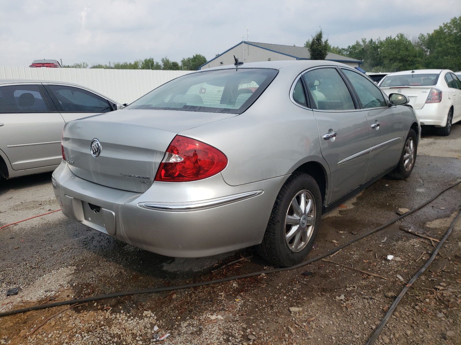 Zdjęcie 4 z aukcji – 2007 BUICK LACROSSE C z VIN 2G4WC582871249886