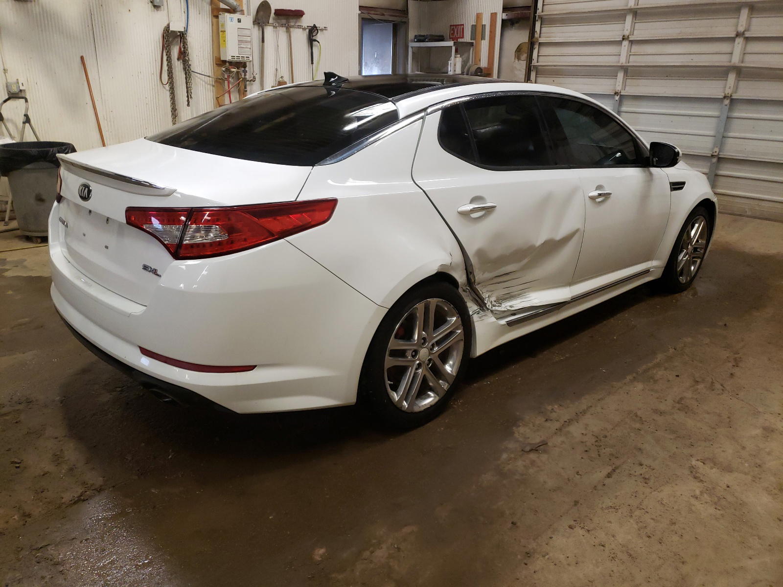 Photo 4 from auction – 2013 KIA OPTIMA SX with VIN 5XXGR4A63DG165785
